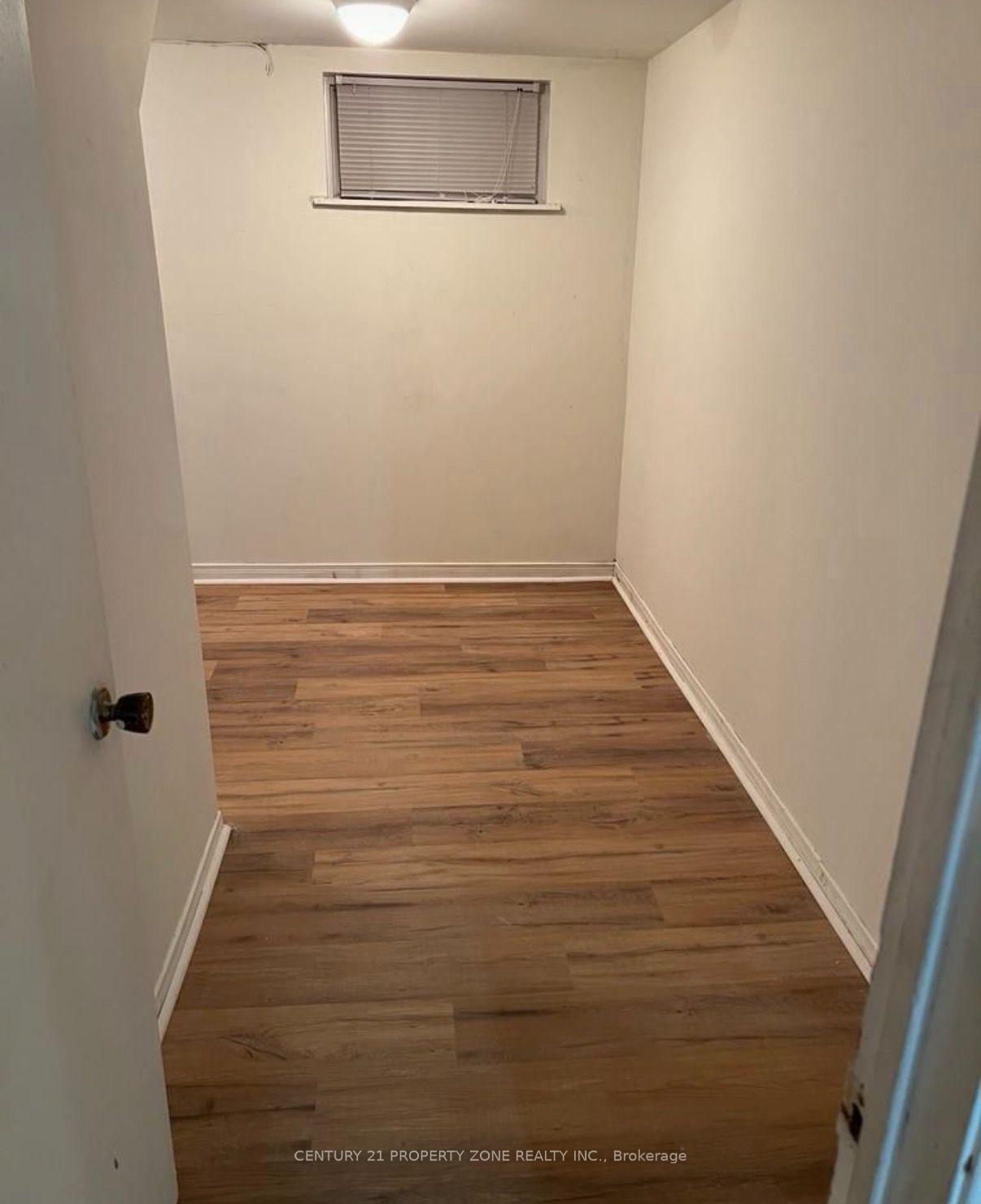 Photo 6 of Unit (Basement), 28 Ladore Drive, Brampton, Brampton South — HOMEH