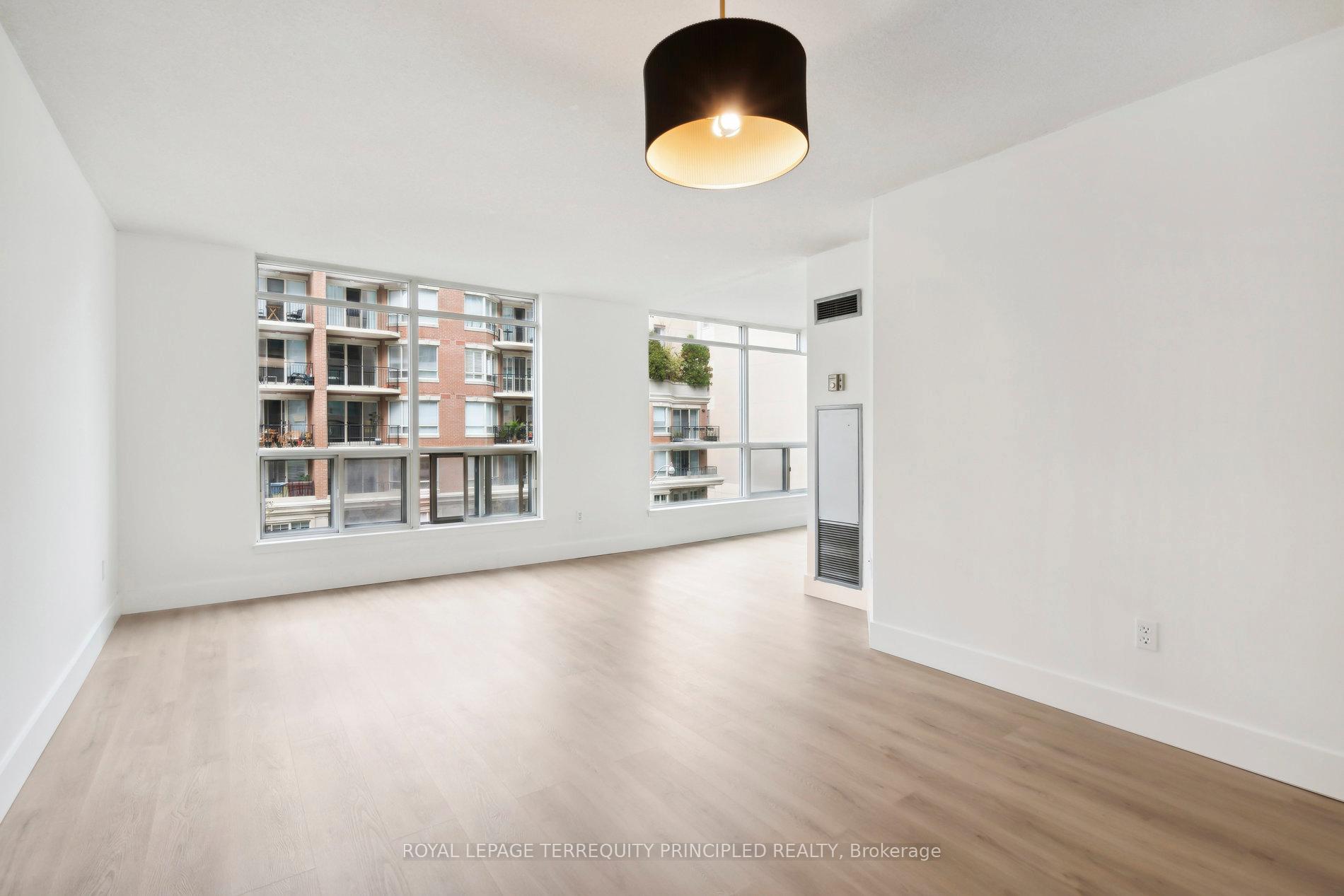 Photo 11 of Unit 418, 942 Yonge Street, Toronto, The Annex — HOMEH