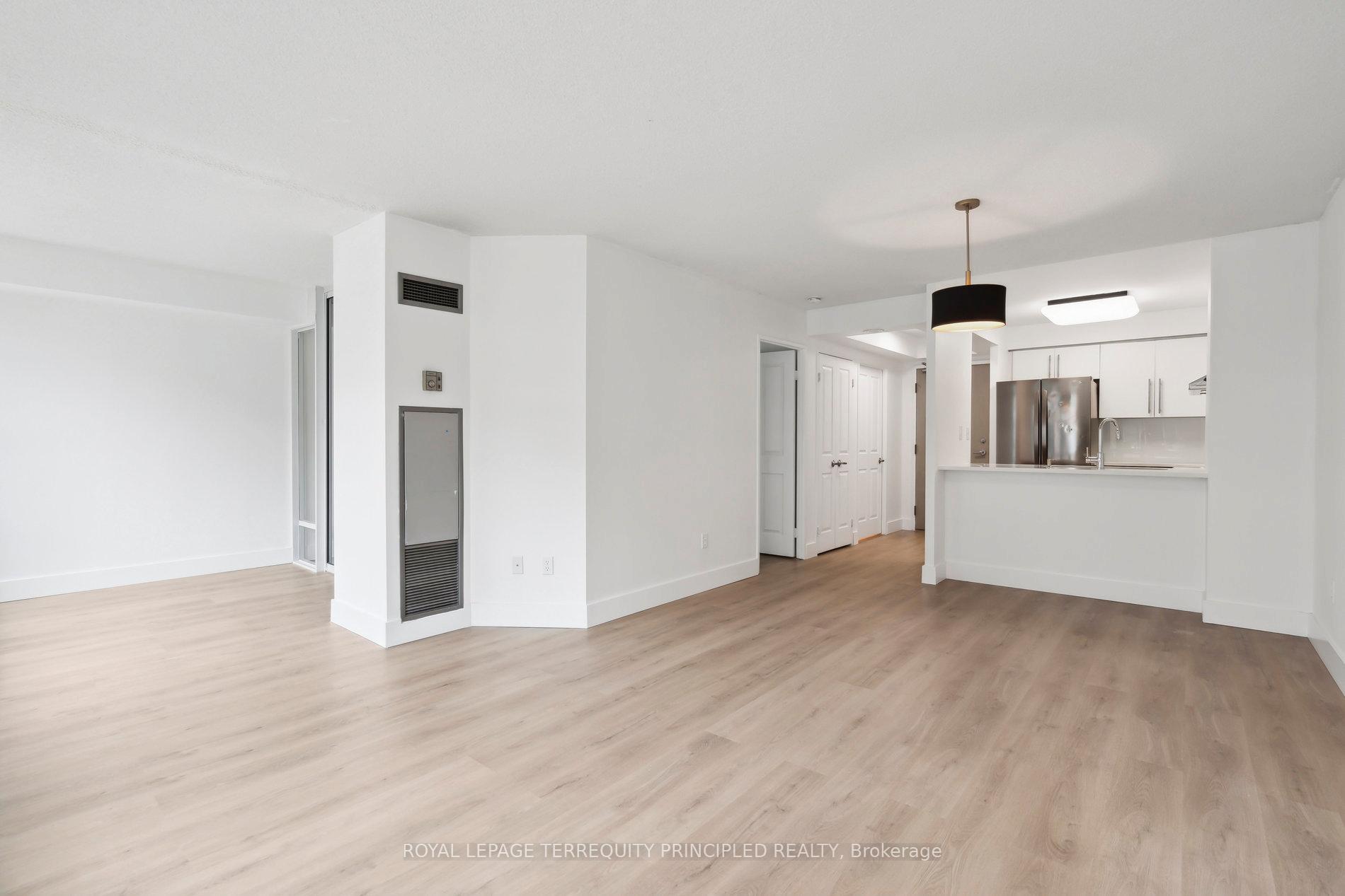 Photo 13 of Unit 418, 942 Yonge Street, Toronto, The Annex — HOMEH
