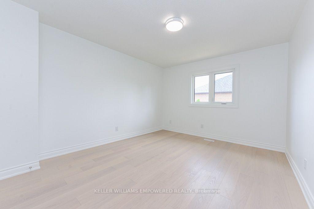 Photo 29 of 24 Marconi Avenue, Vaughan, East Woodbridge — HOMEH