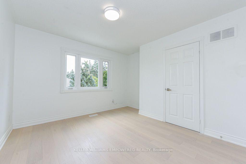 Photo 30 of 24 Marconi Avenue, Vaughan, East Woodbridge — HOMEH