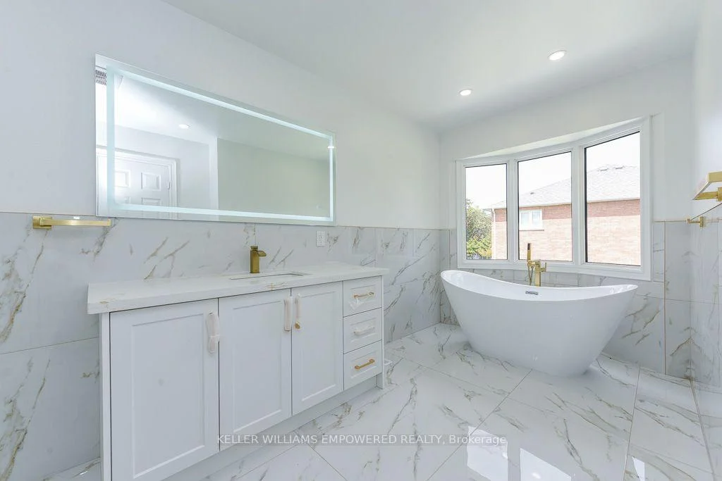 Photo 25 of 24 Marconi Avenue, Vaughan, East Woodbridge — HOMEH