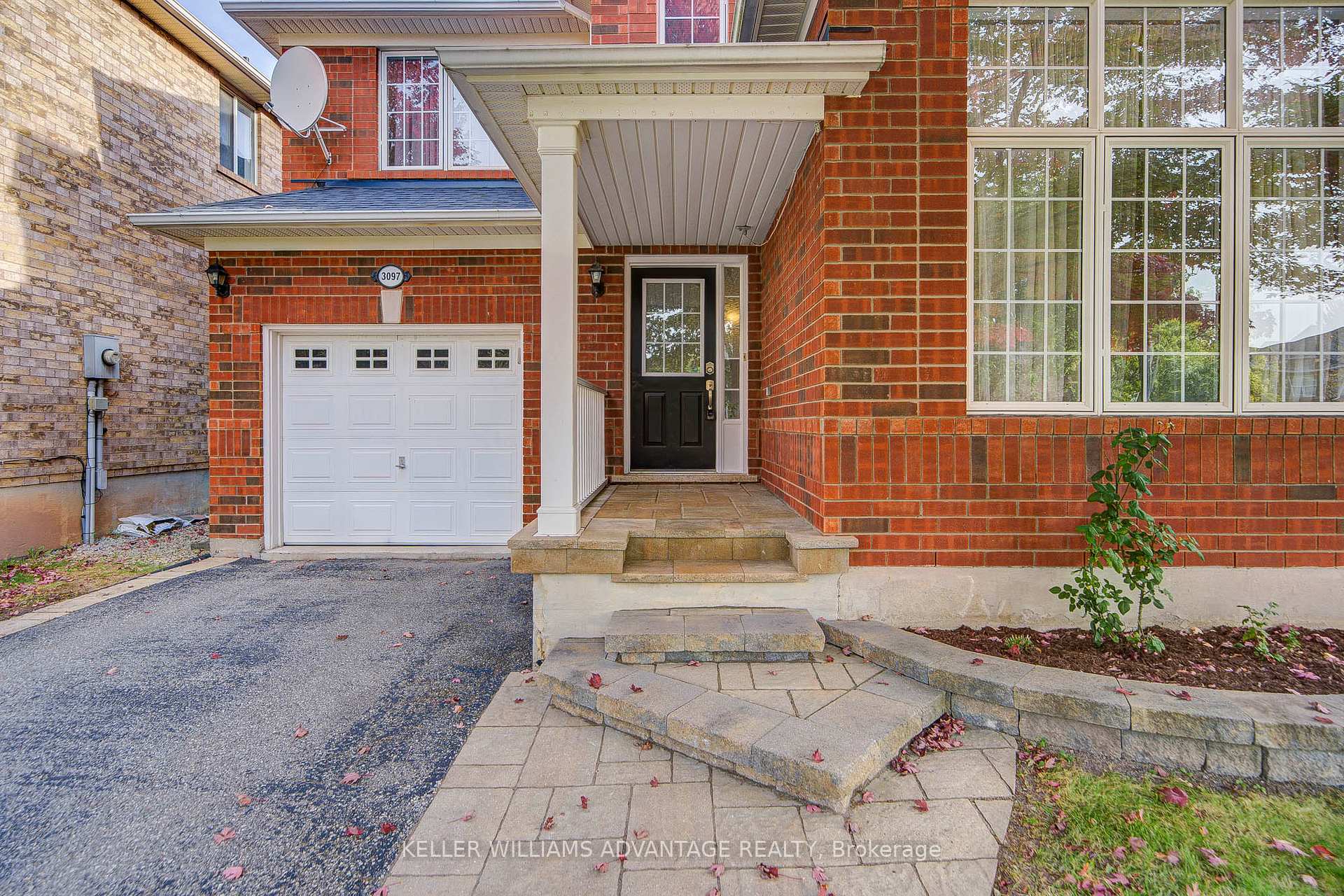 Photo 3 of 3097 Abernathy Way, Oakville, Bronte Creek — HOMEH
