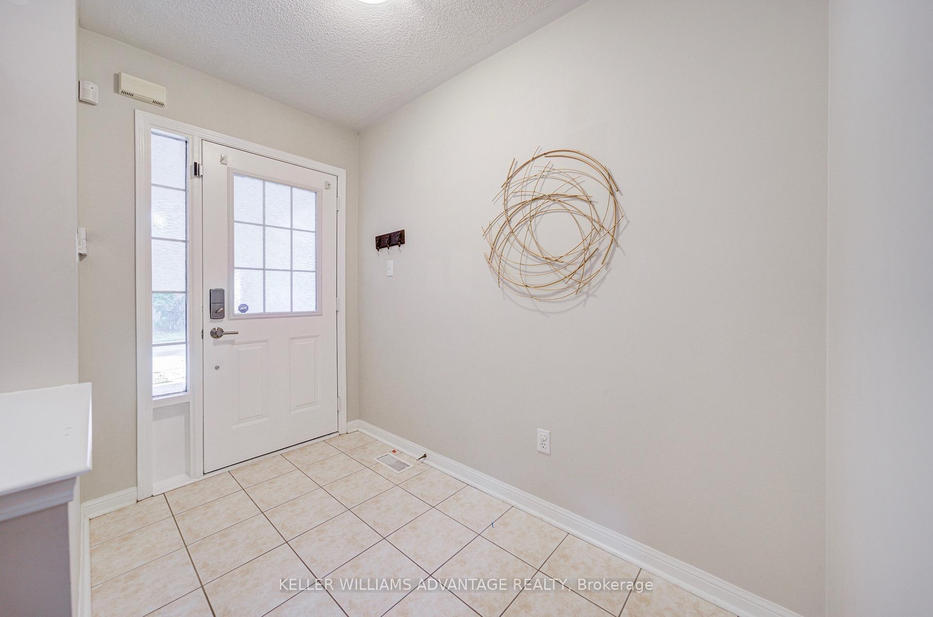 Photo 5 of 3097 Abernathy Way, Oakville, Bronte Creek — HOMEH