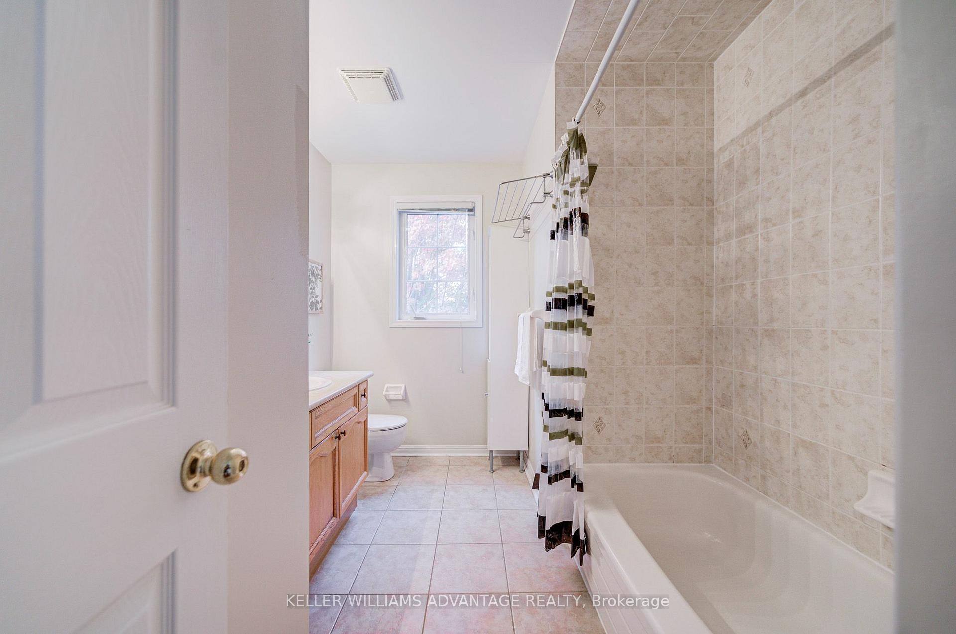 Photo 38 of 3097 Abernathy Way, Oakville, Bronte Creek — HOMEH