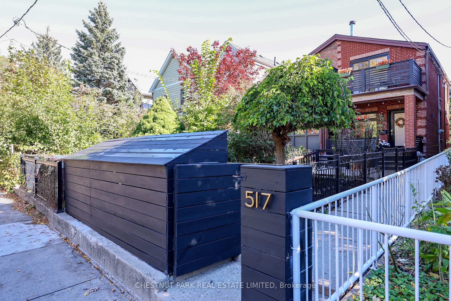 Photo of 517 Crawford Street