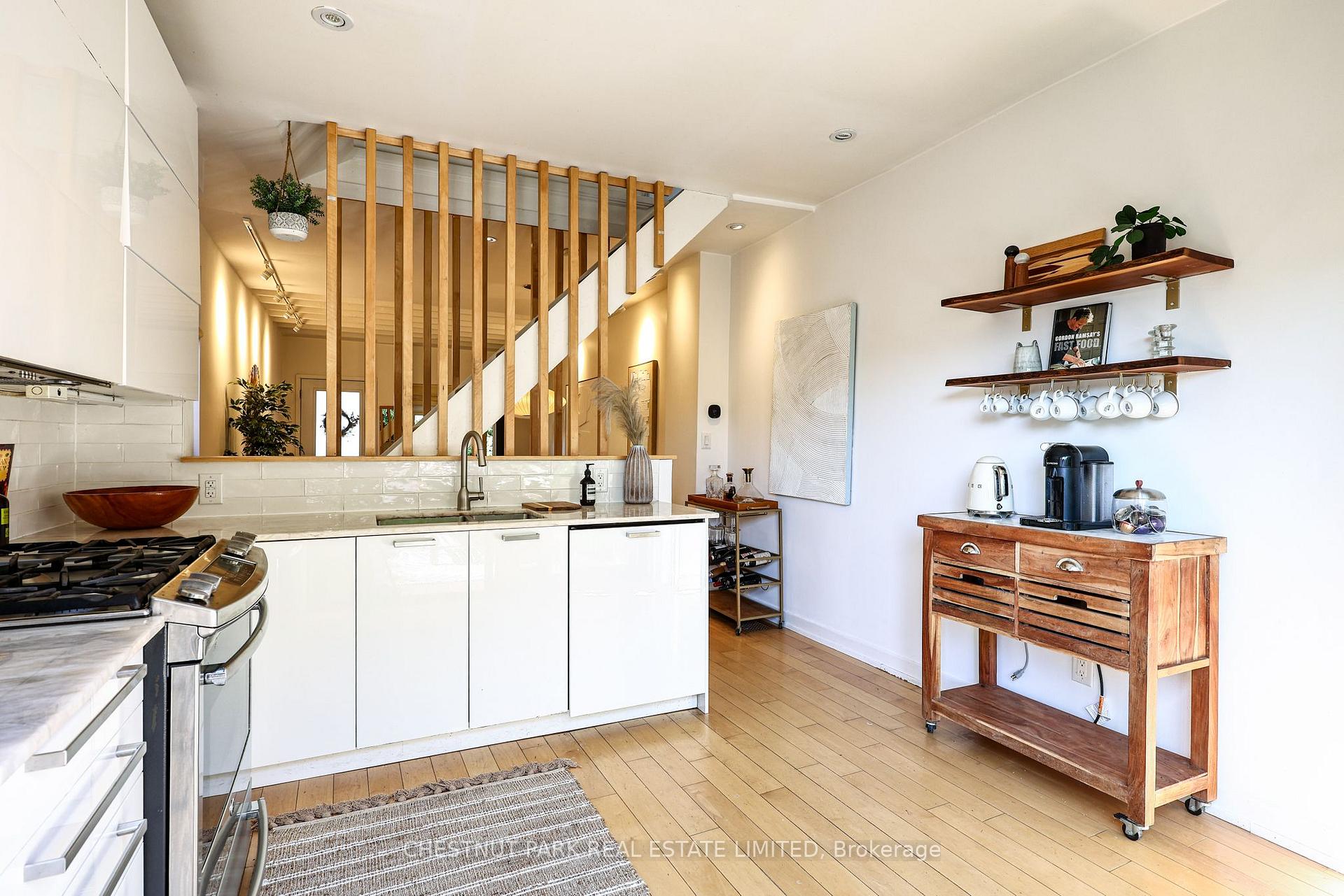 Photo 20 of 517 Crawford Street, Toronto, Palmerston-Little Italy — HOMEH