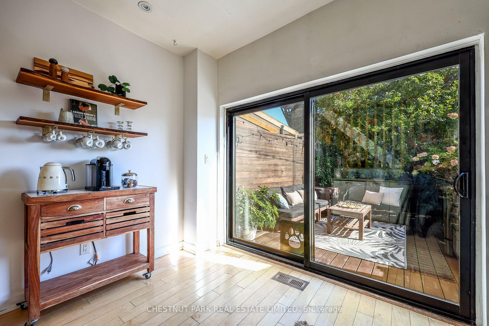 Photo 21 of 517 Crawford Street, Toronto, Palmerston-Little Italy — HOMEH