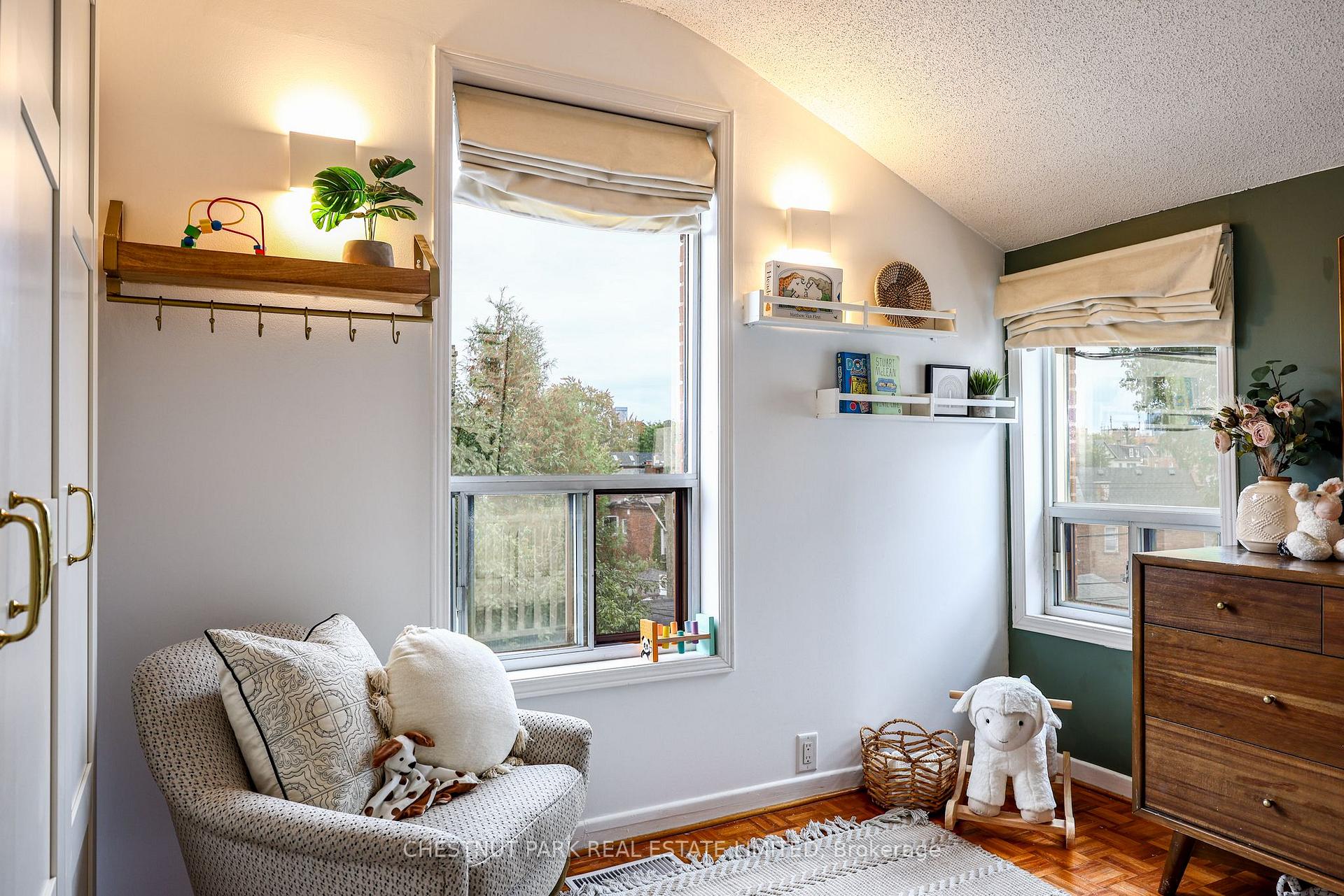 Photo 42 of 517 Crawford Street, Toronto, Palmerston-Little Italy — HOMEH
