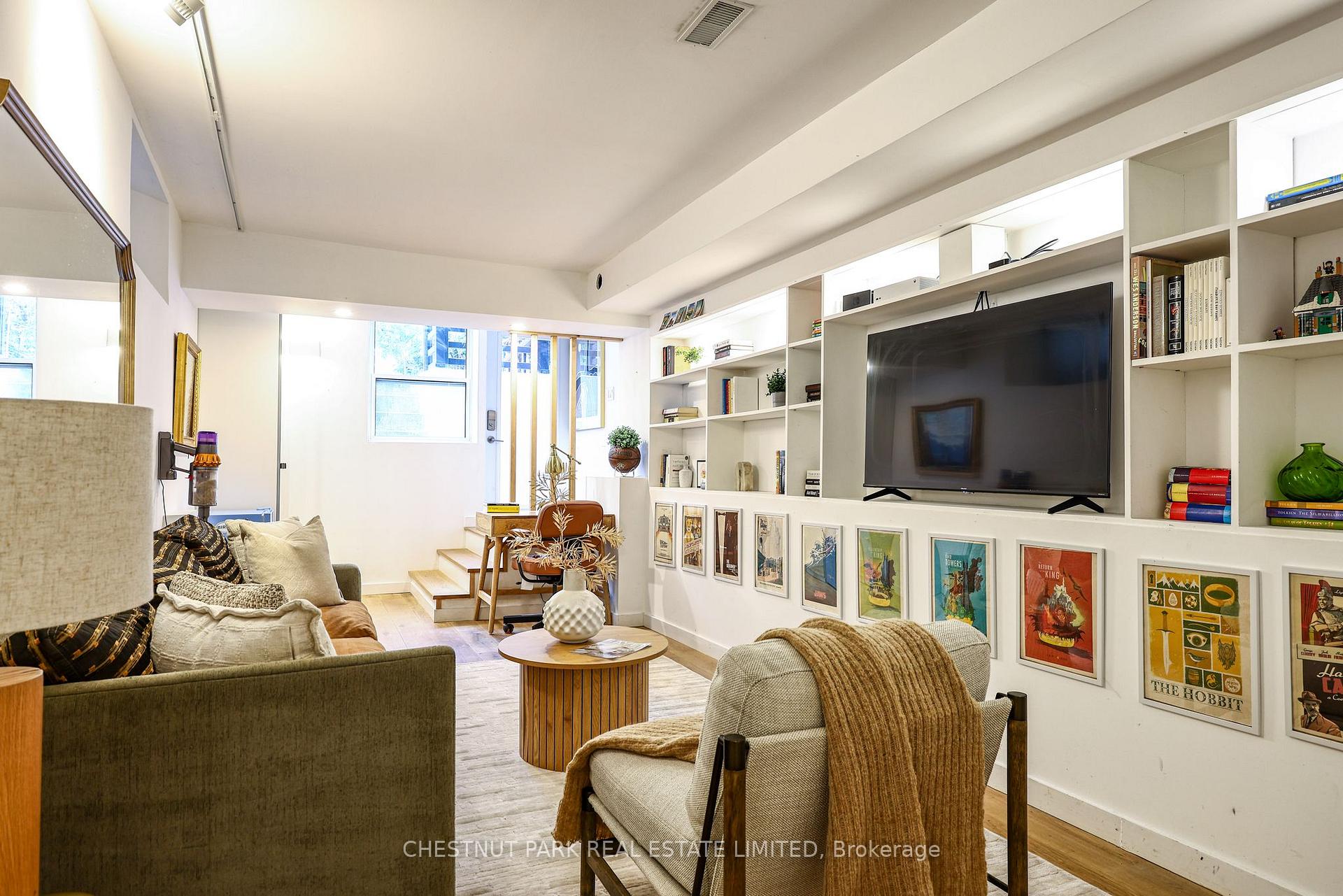 Photo 45 of 517 Crawford Street, Toronto, Palmerston-Little Italy — HOMEH