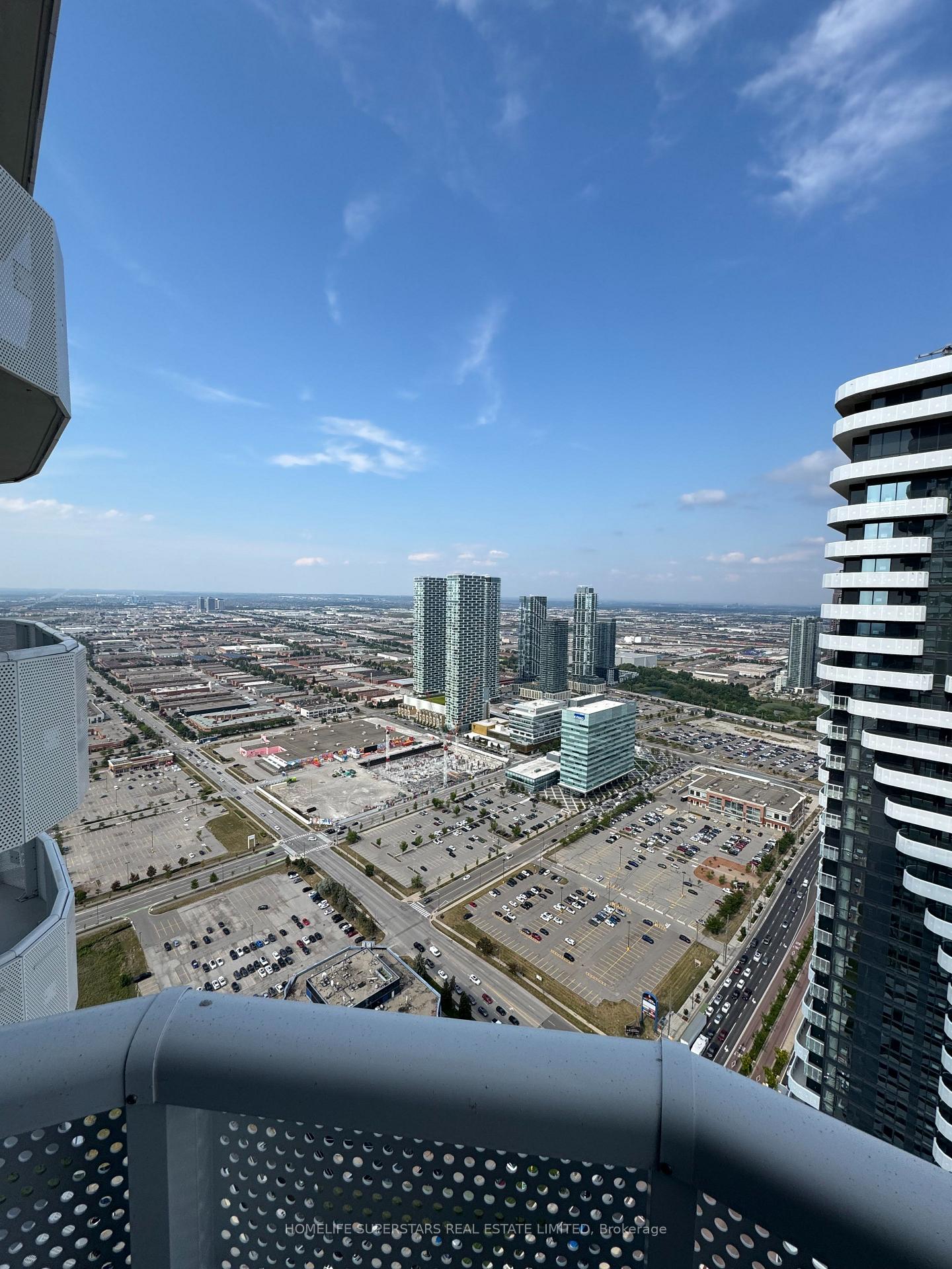 Photo 3 of Unit 5815, 225 Commerce Street, Vaughan, Vaughan Corporate Centre — HOMEH