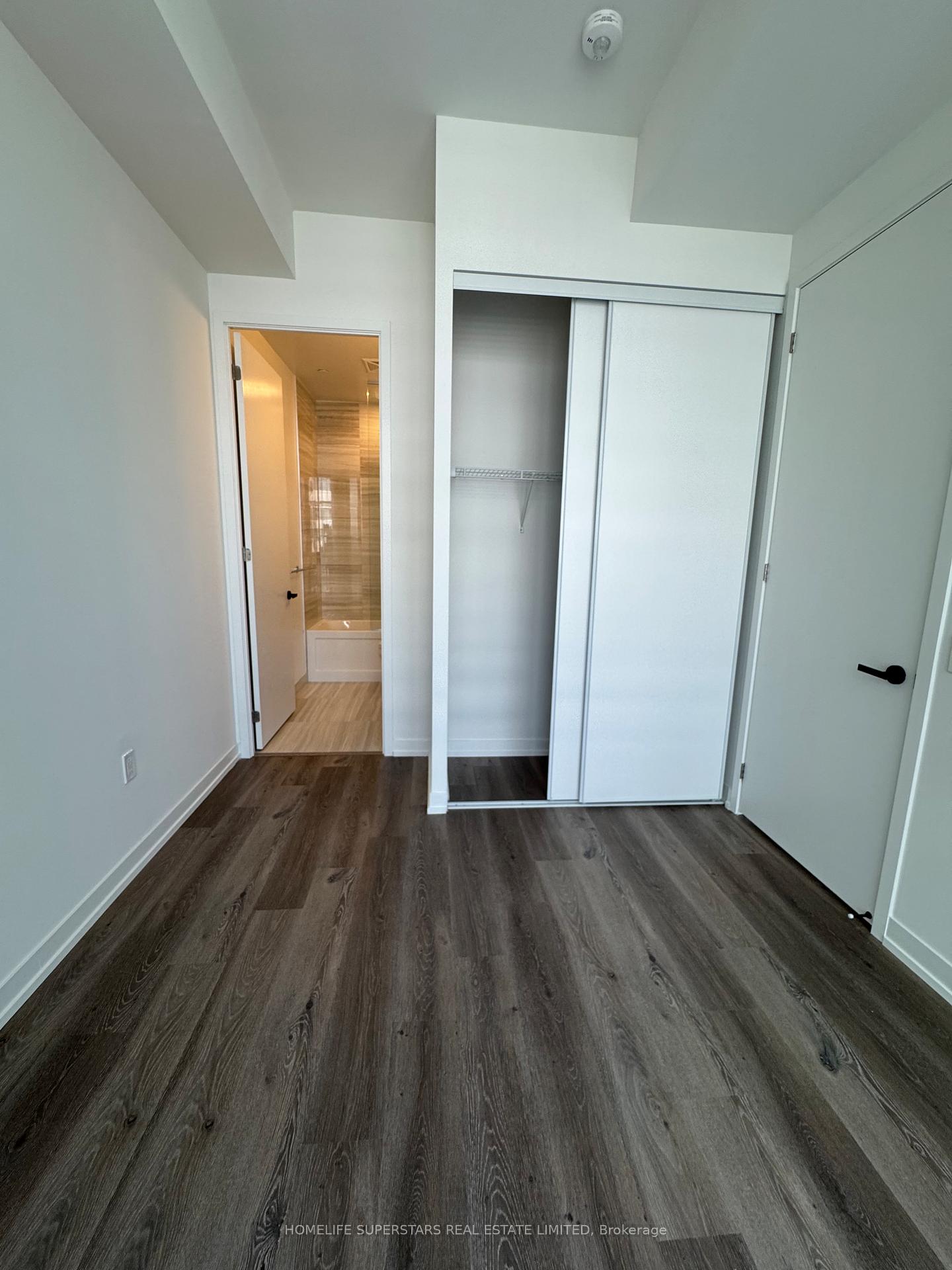 Photo 8 of Unit 5815, 225 Commerce Street, Vaughan, Vaughan Corporate Centre — HOMEH