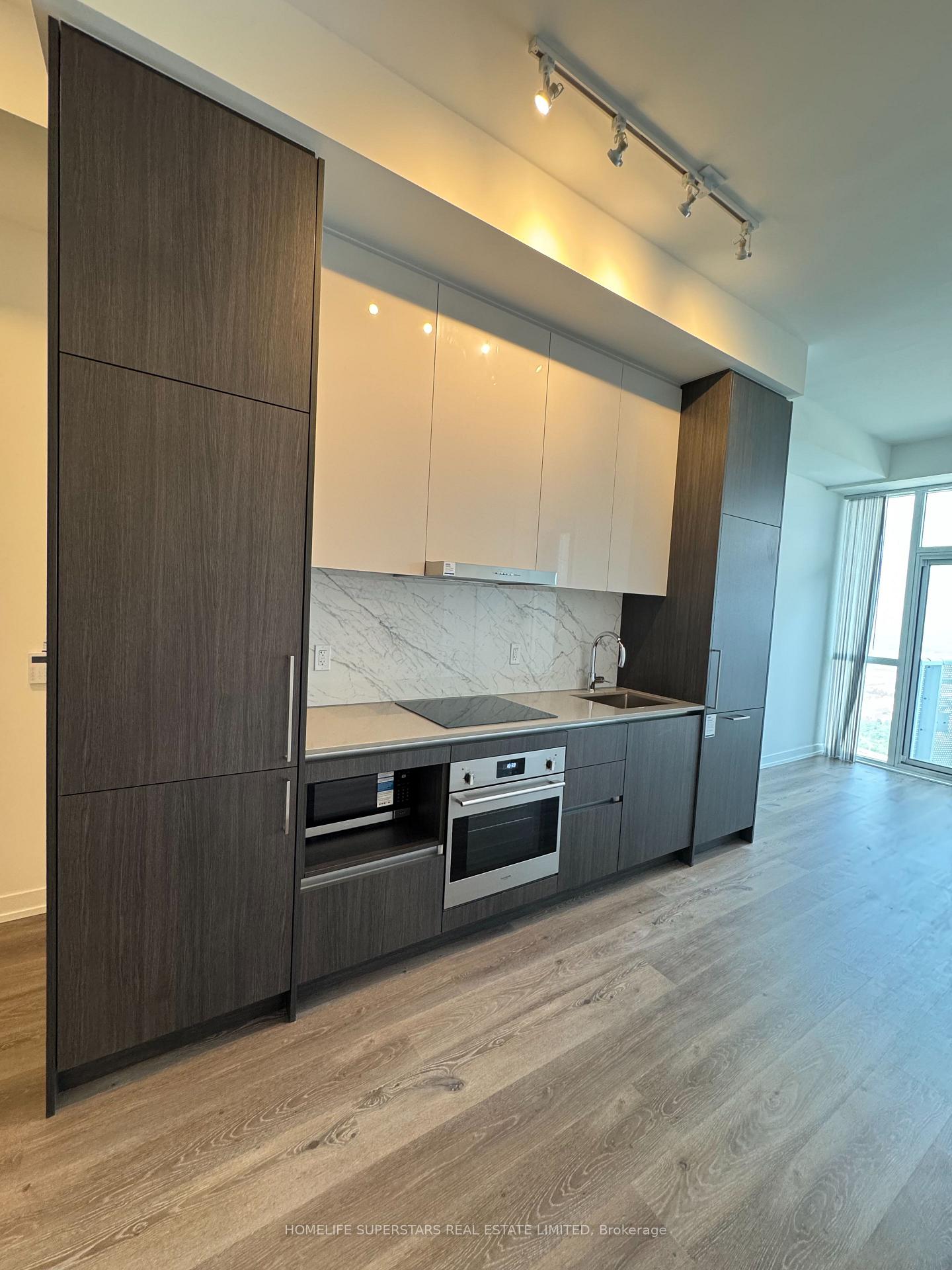 Photo 18 of Unit 5815, 225 Commerce Street, Vaughan, Vaughan Corporate Centre — HOMEH