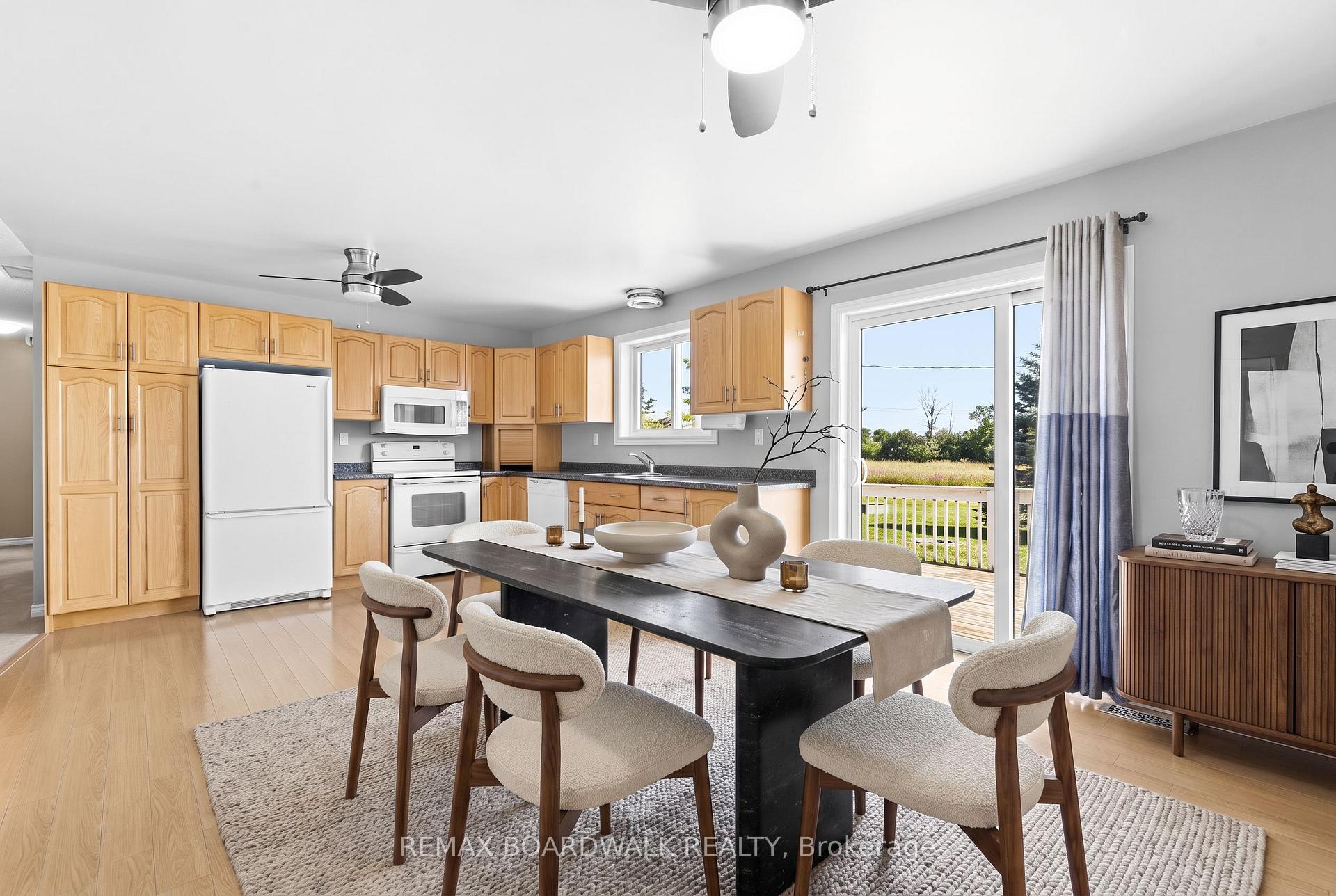 Photo 7 of 189 Arnold Drive, Perth, Perth — HOMEH