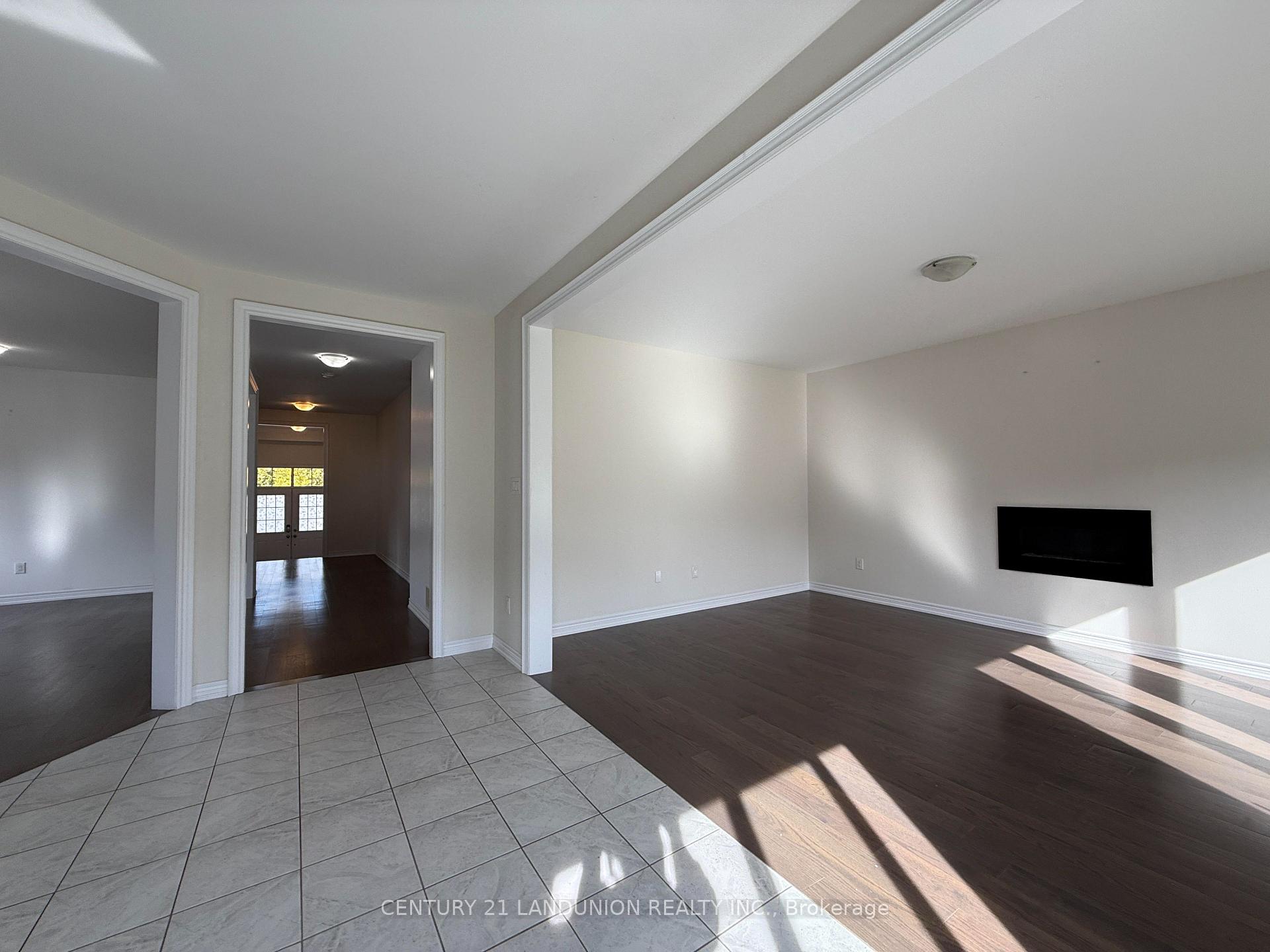 Photo 11 of 47 Mynden Way, Newmarket, Woodland Hill — HOMEH