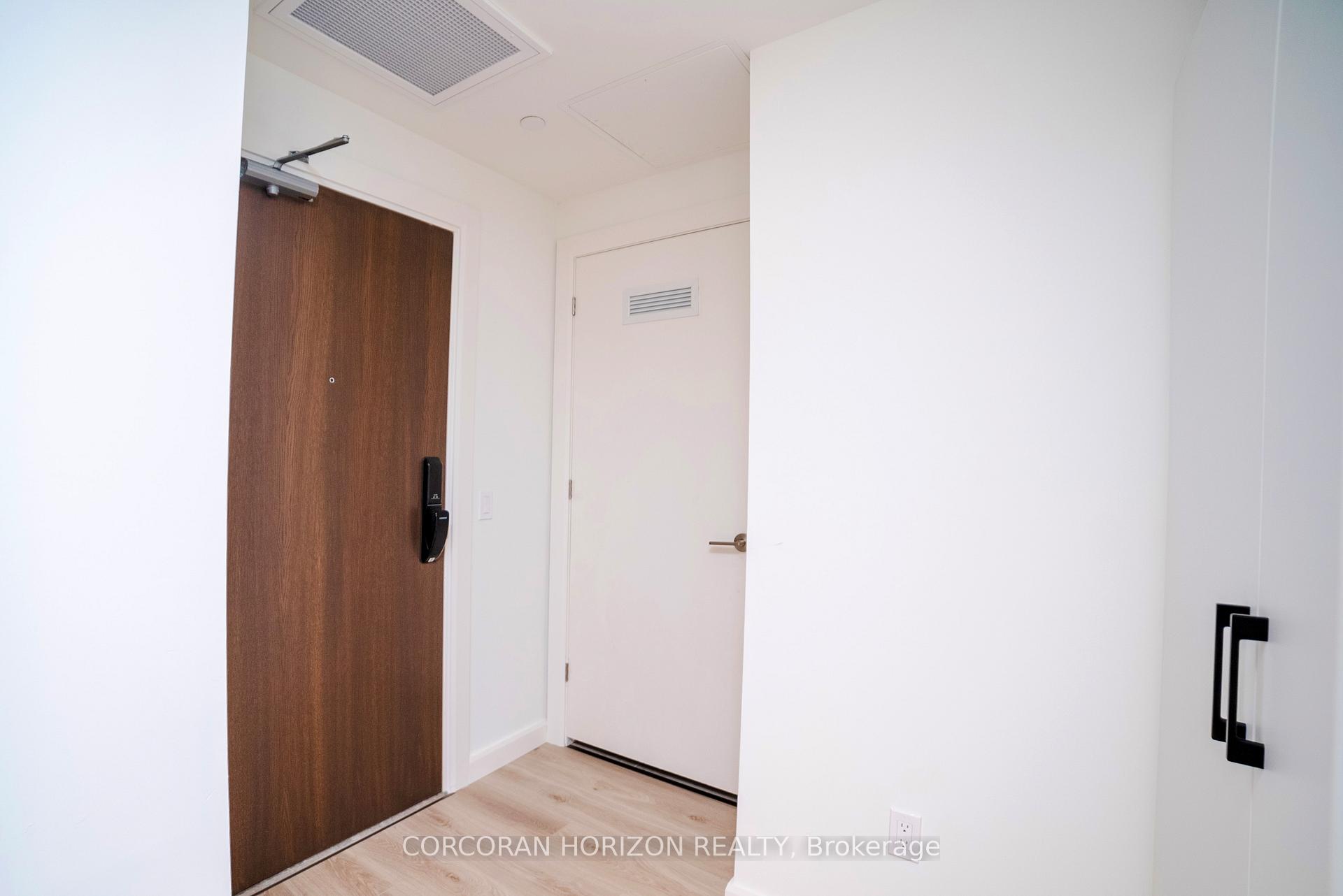 Photo 4 of Unit 1807, 741 King Street W, Kitchener, KW Hospital — HOMEH