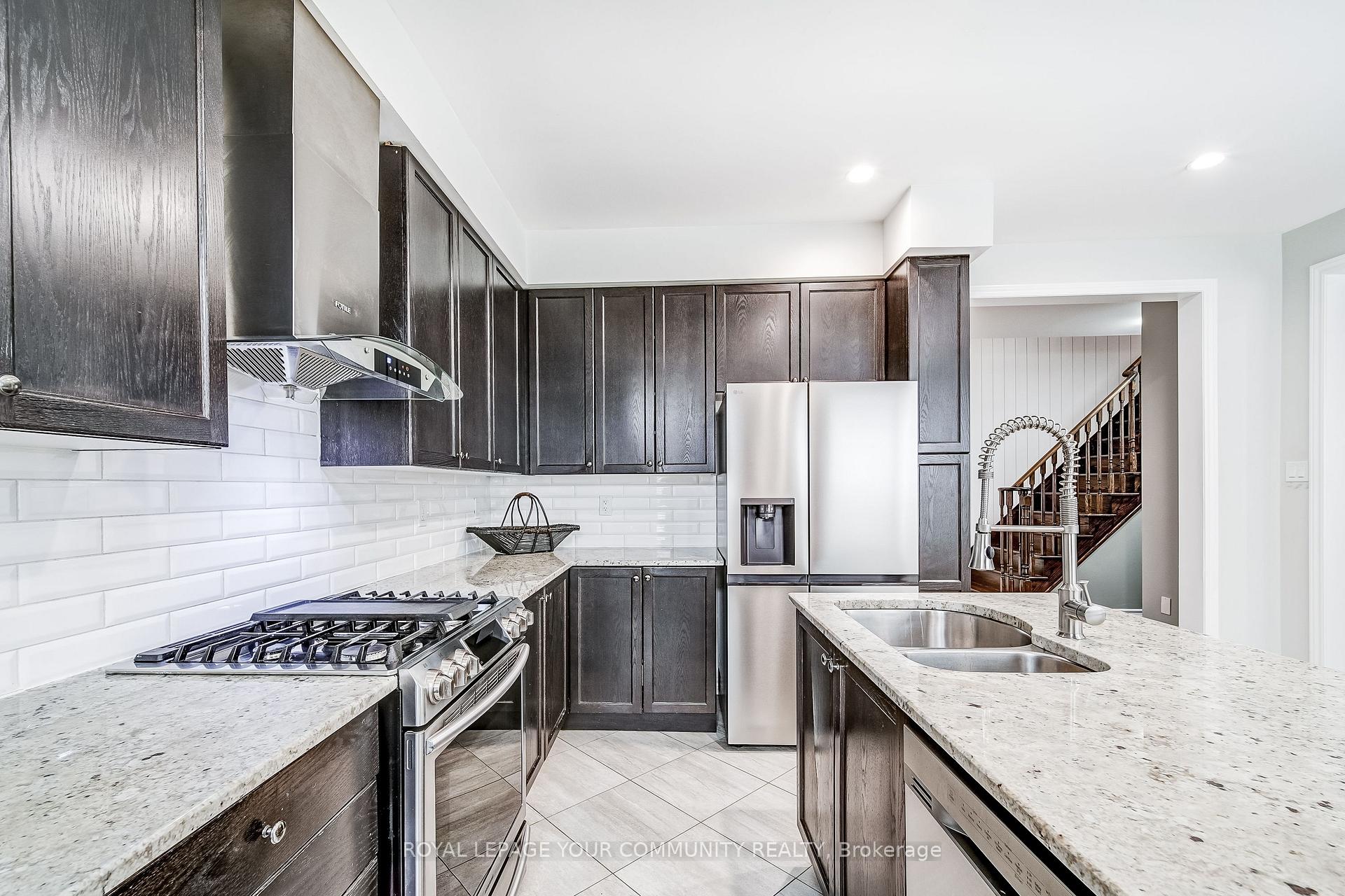 Photo 13 of 57 Lampkin Street, Georgina, Sutton & Jackson's Point — HOMEH