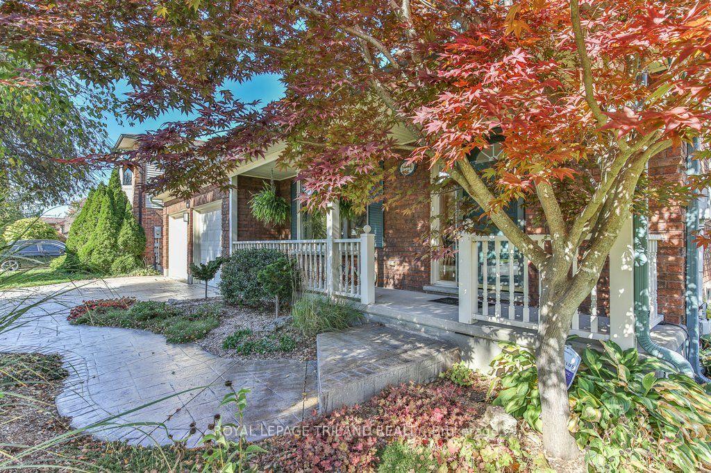 Photo 4 of 1221 Glenora Drive, London, North H — HOMEH