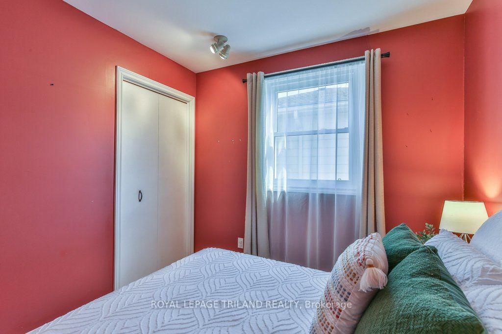 Photo 33 of 1221 Glenora Drive, London, North H — HOMEH