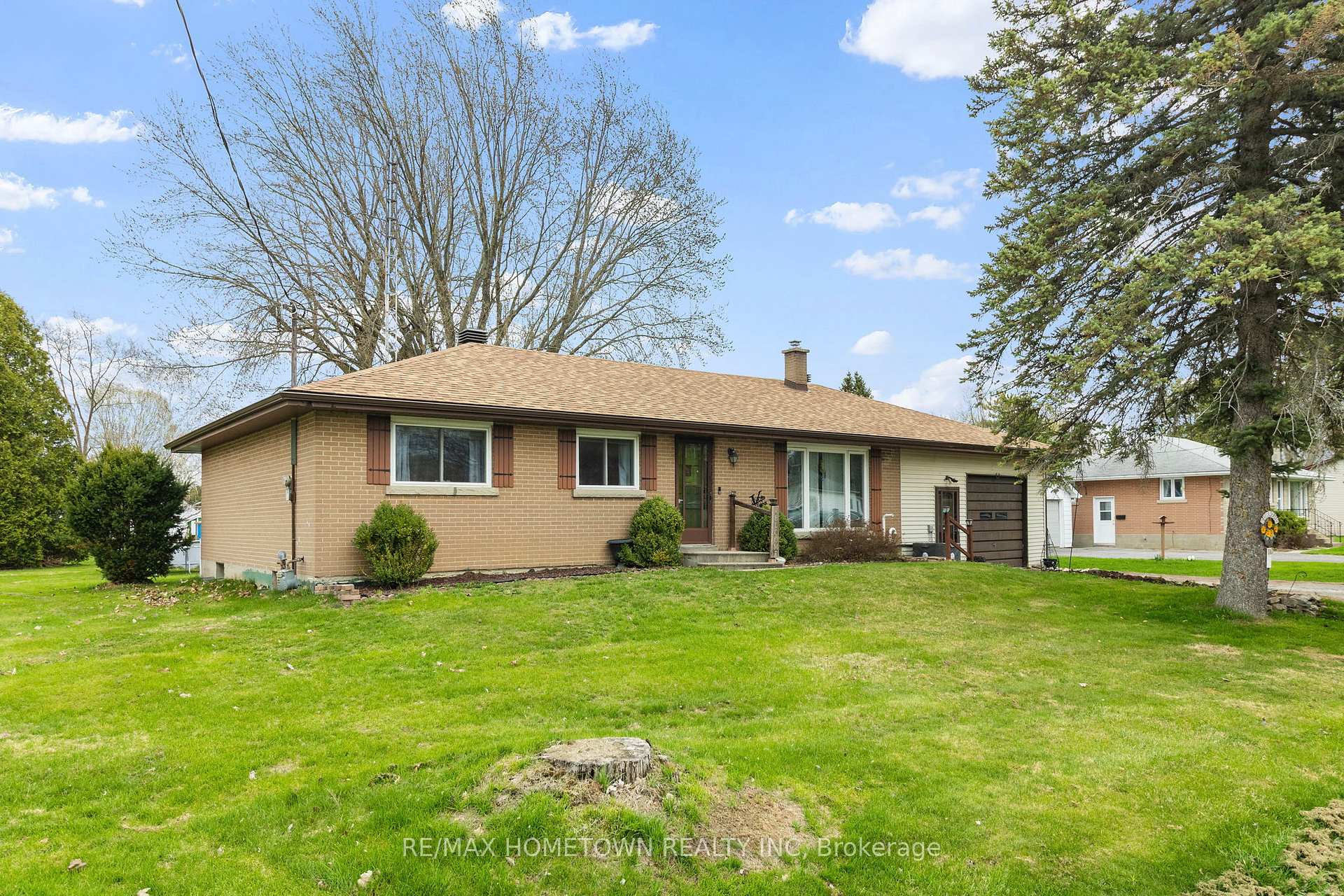 Photo 2 of 3505 Charleville Road, Augusta, Augusta Twp — HOMEH