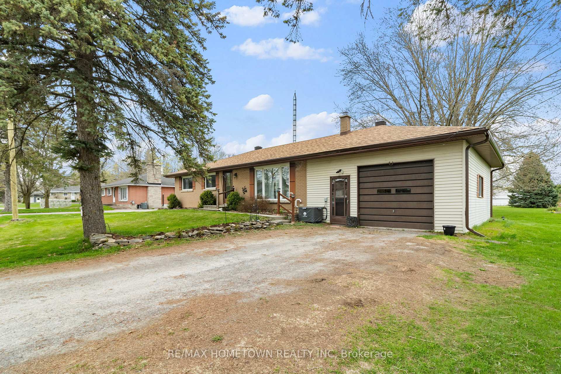 Photo 3 of 3505 Charleville Road, Augusta, Augusta Twp — HOMEH