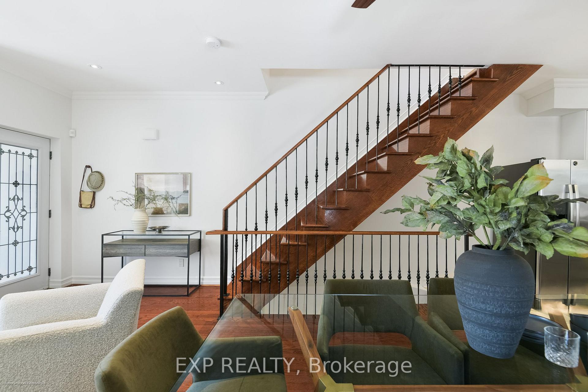 Photo 9 of 6 Louise Avenue, Toronto, Humewood-Cedarvale — HOMEH