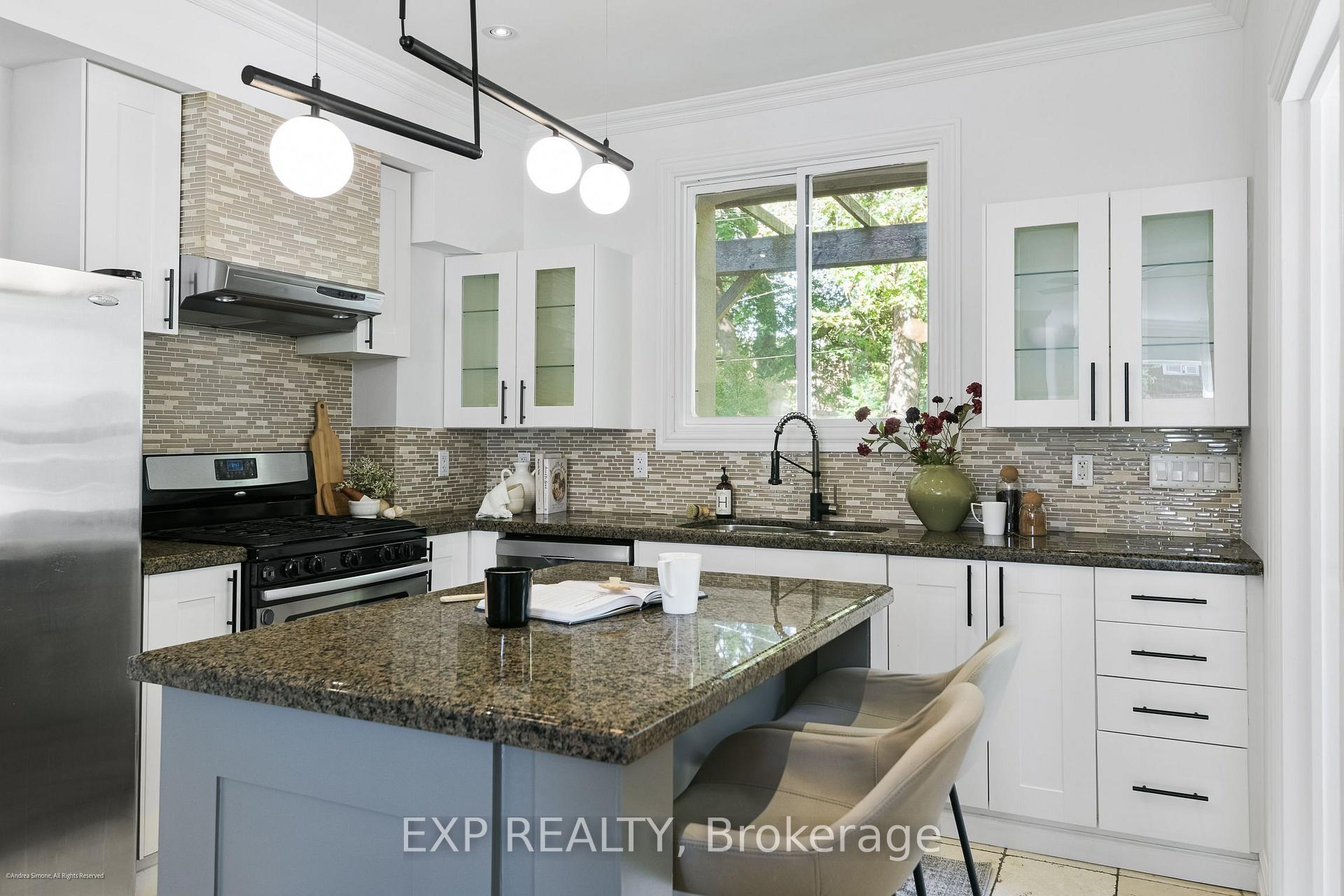 Photo 11 of 6 Louise Avenue, Toronto, Humewood-Cedarvale — HOMEH