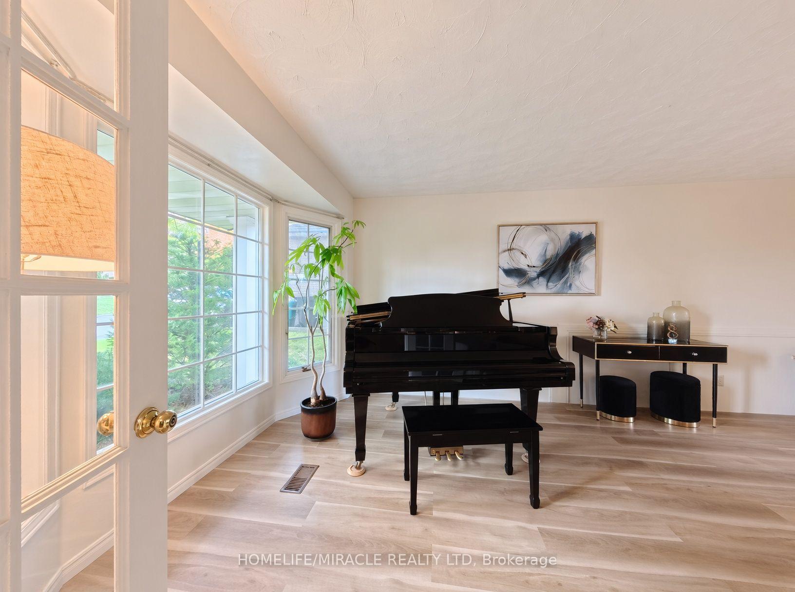 Photo 9 of 488 Heather Hill Place, Waterloo, Westvale — HOMEH