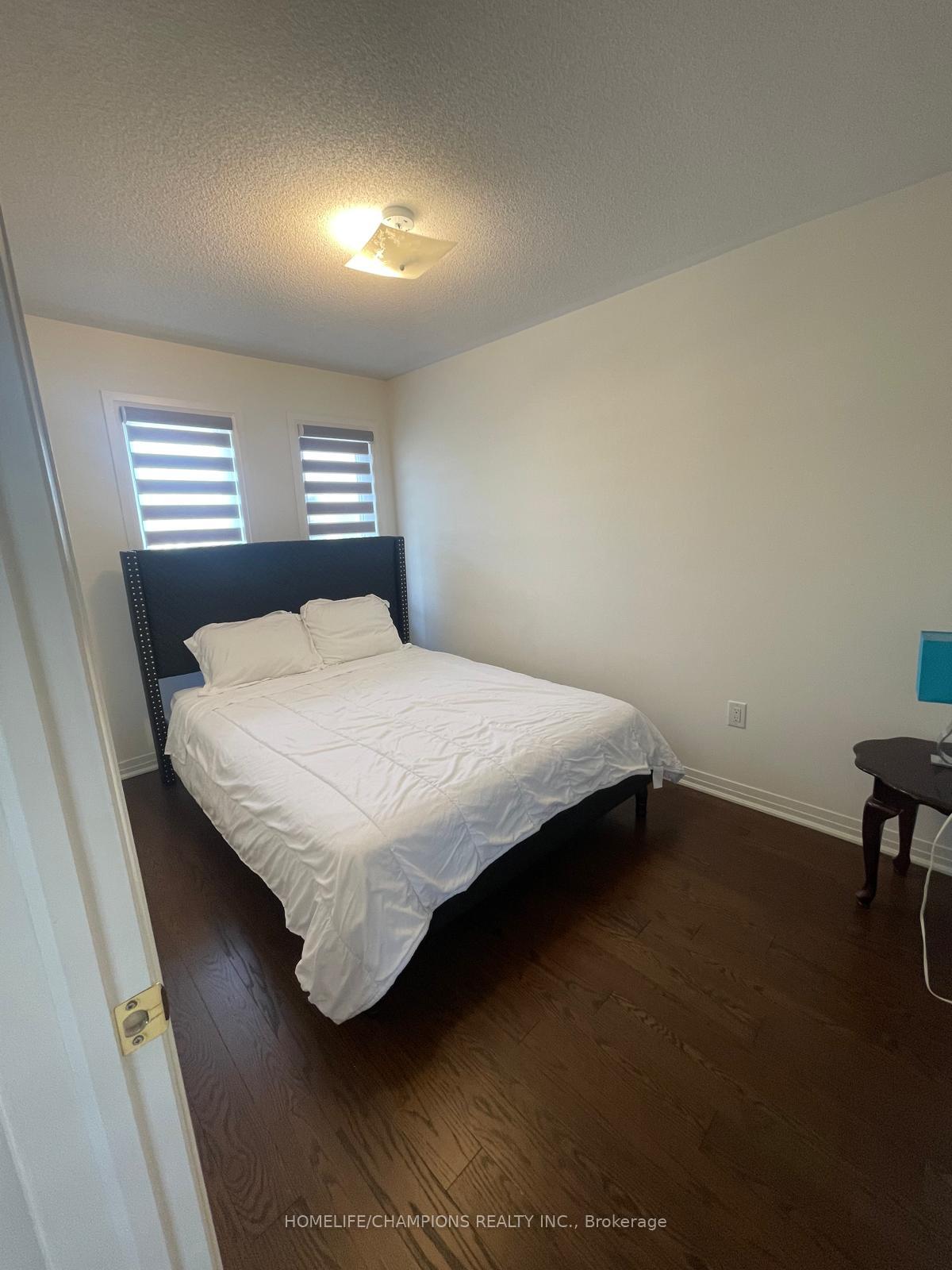 Photo 12 of 78 Clipper Lane, Clarington, Bowmanville — HOMEH