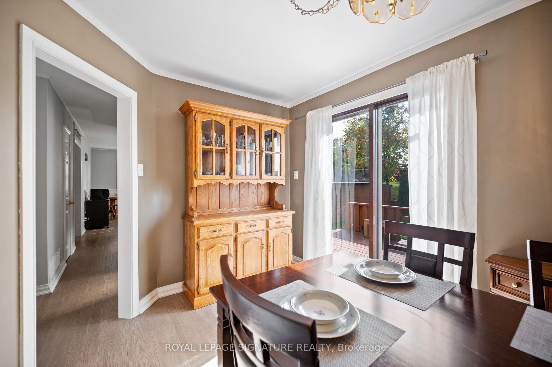 Photo 13 of 81 Nash Drive, North York, Downsview-Roding-CFB — HOMEH