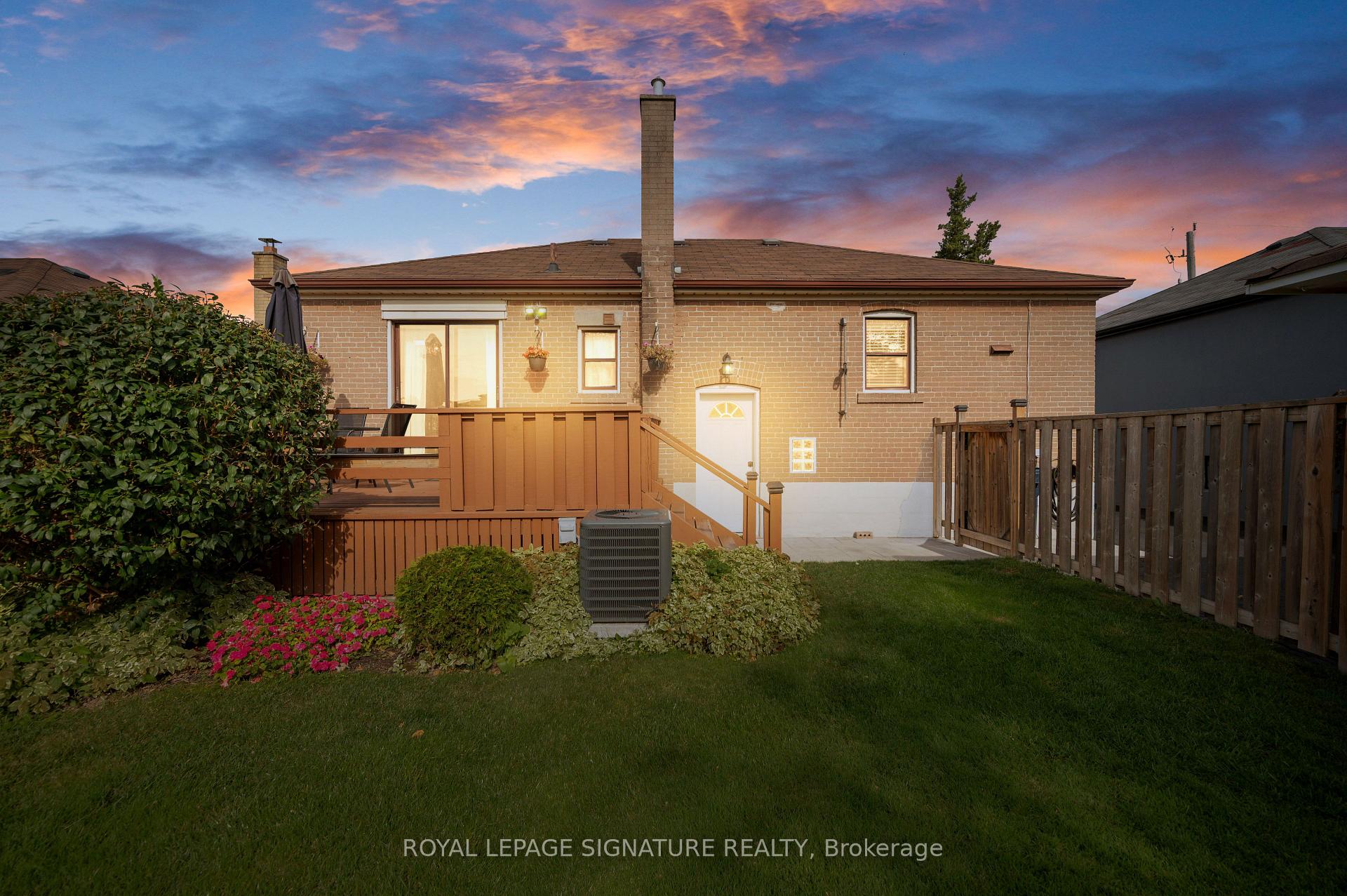 Photo 21 of 81 Nash Drive, North York, Downsview-Roding-CFB — HOMEH