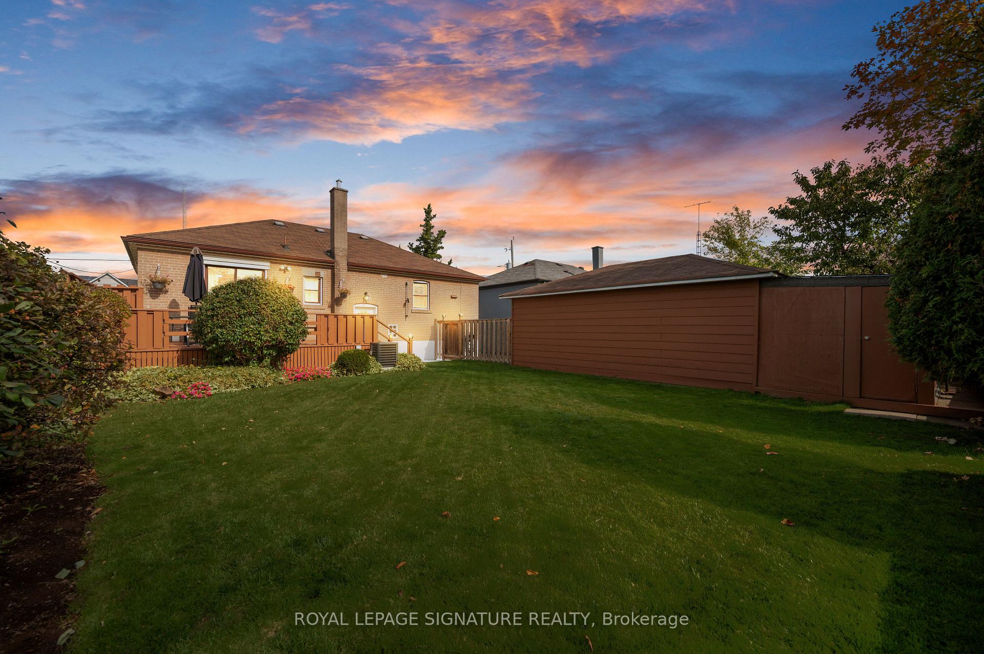 Photo 22 of 81 Nash Drive, North York, Downsview-Roding-CFB — HOMEH
