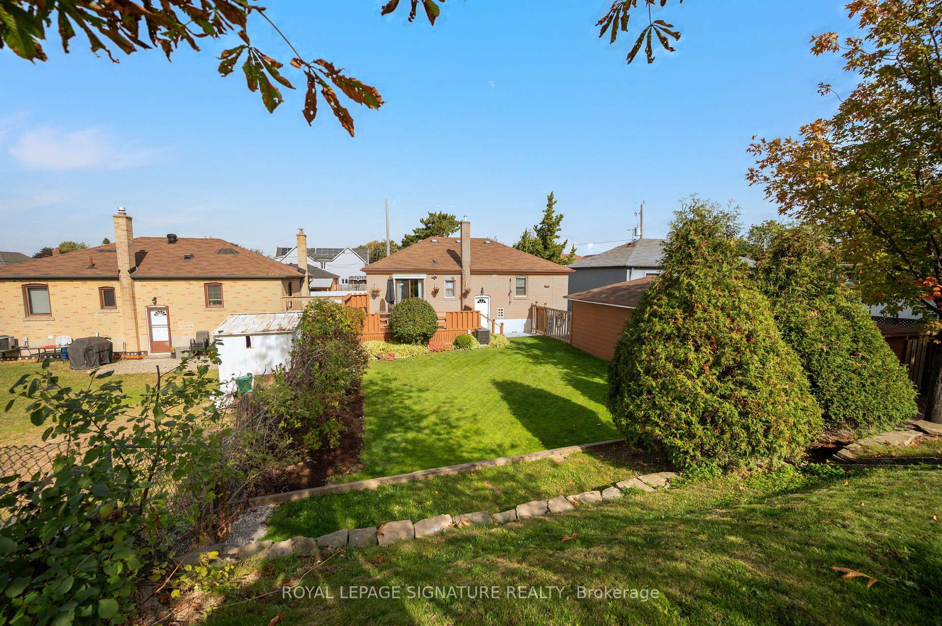 Photo 24 of 81 Nash Drive, North York, Downsview-Roding-CFB — HOMEH