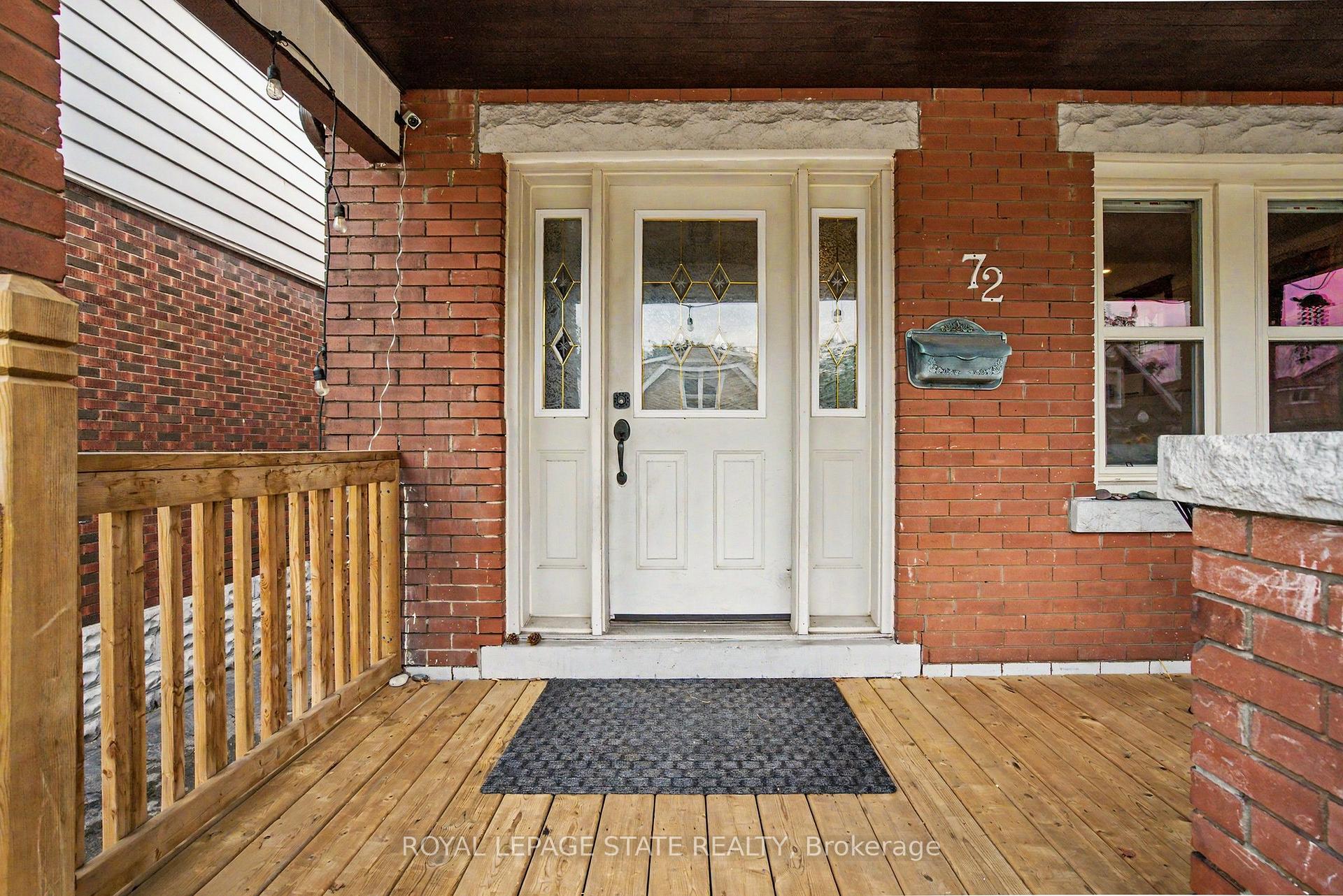 Photo 3 of 72 Garside Avenue N, Hamilton, Homeside — HOMEH