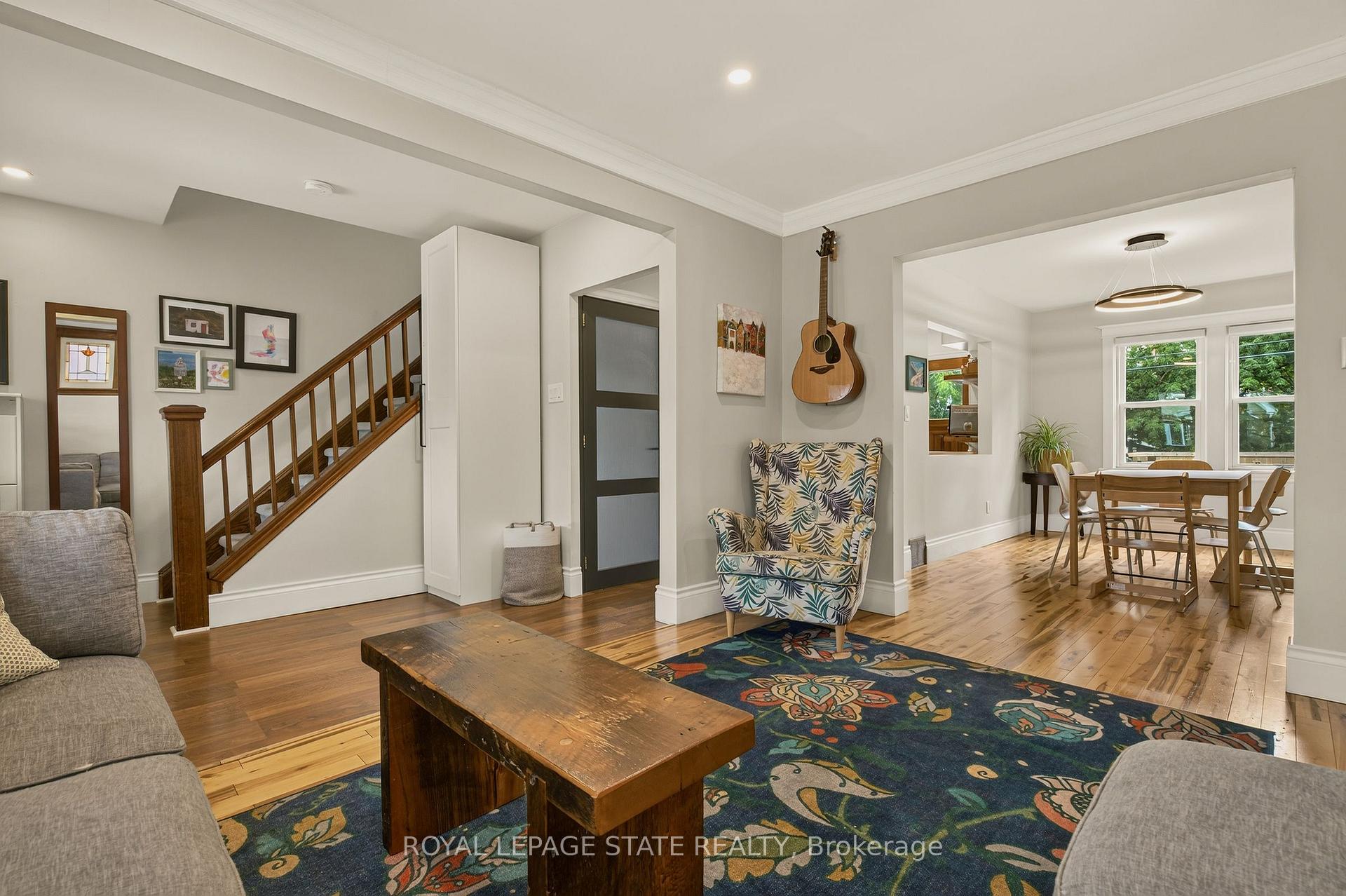 Photo 11 of 72 Garside Avenue N, Hamilton, Homeside — HOMEH