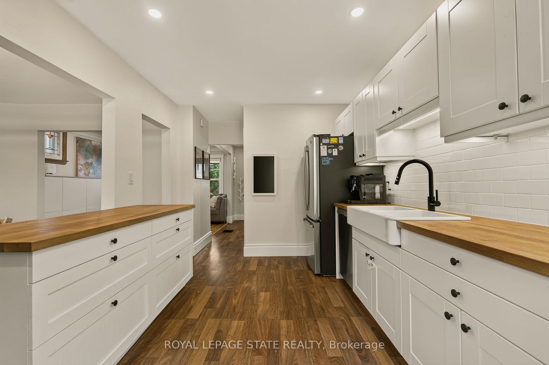 Photo 25 of 72 Garside Avenue N, Hamilton, Homeside — HOMEH