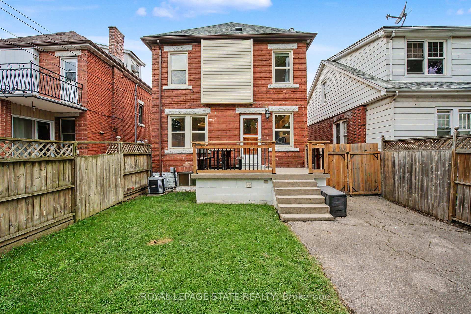Photo 50 of 72 Garside Avenue N, Hamilton, Homeside — HOMEH