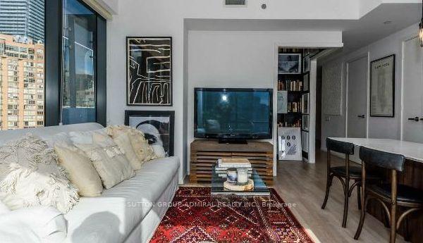 Photo 2 of Unit 1605, 5 St Joseph Street, Toronto, Bay Street Corridor — HOMEH