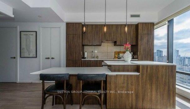 Photo 3 of Unit 1605, 5 St Joseph Street, Toronto, Bay Street Corridor — HOMEH