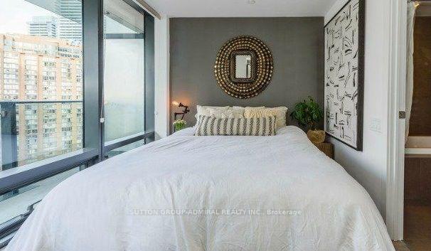 Photo 7 of Unit 1605, 5 St Joseph Street, Toronto, Bay Street Corridor — HOMEH