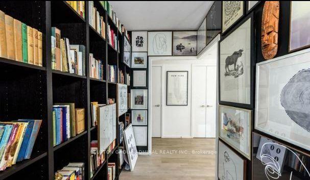 Photo 12 of Unit 1605, 5 St Joseph Street, Toronto, Bay Street Corridor — HOMEH