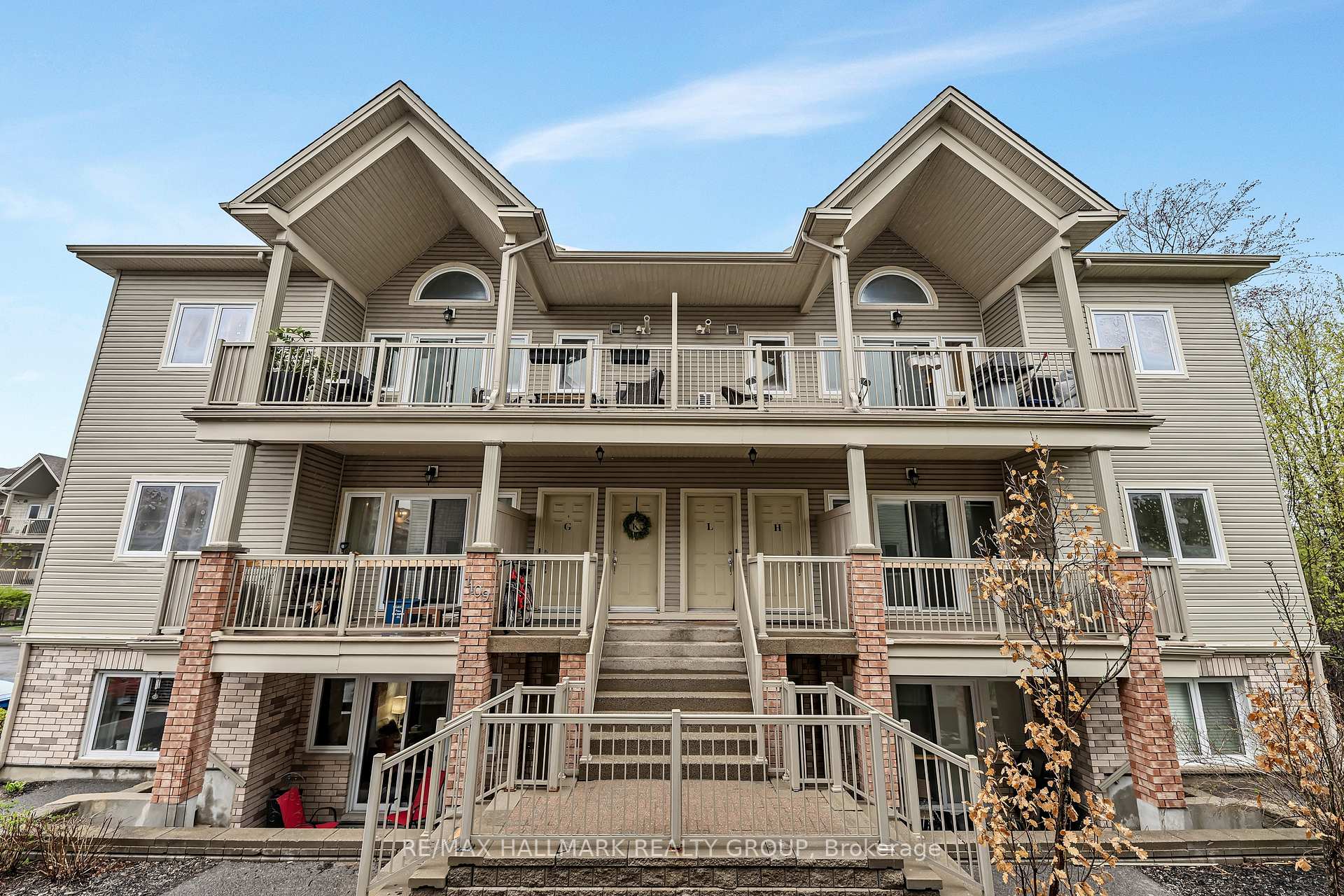 Photo of Unit L, 1109 Stittsville Main Street
