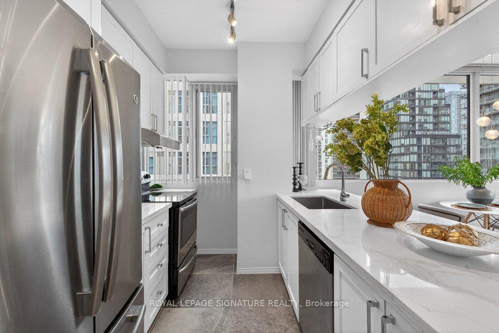 Photo 8 of Unit 707, 555 Yonge Street, Toronto, Church-Yonge Corridor — HOMEH
