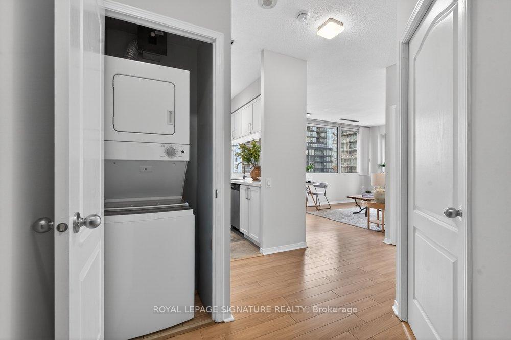 Photo 16 of Unit 707, 555 Yonge Street, Toronto, Church-Yonge Corridor — HOMEH