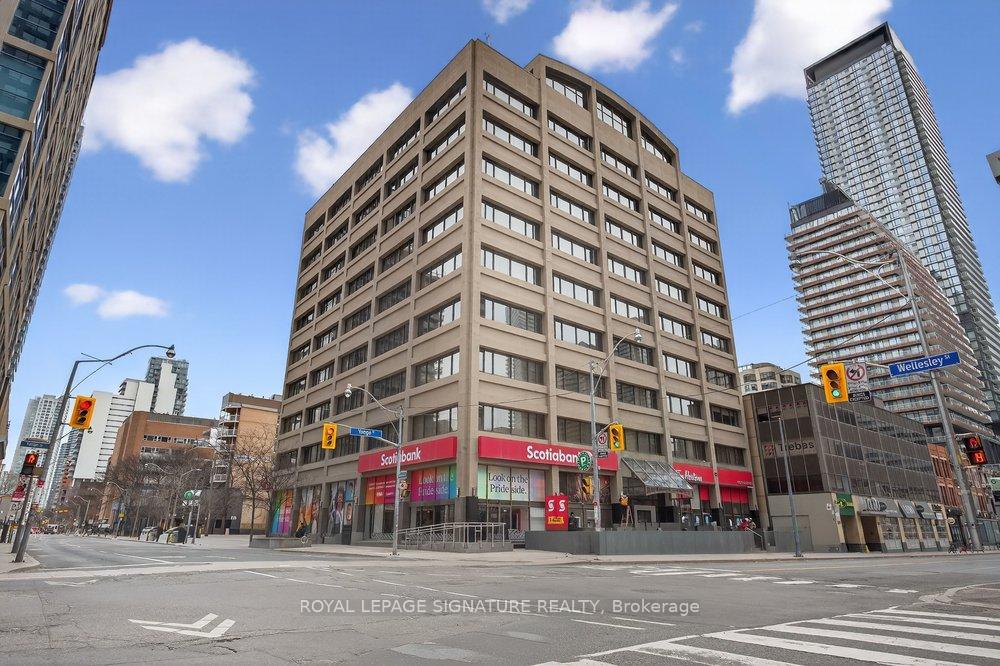 Photo 29 of Unit 707, 555 Yonge Street, Toronto, Church-Yonge Corridor — HOMEH
