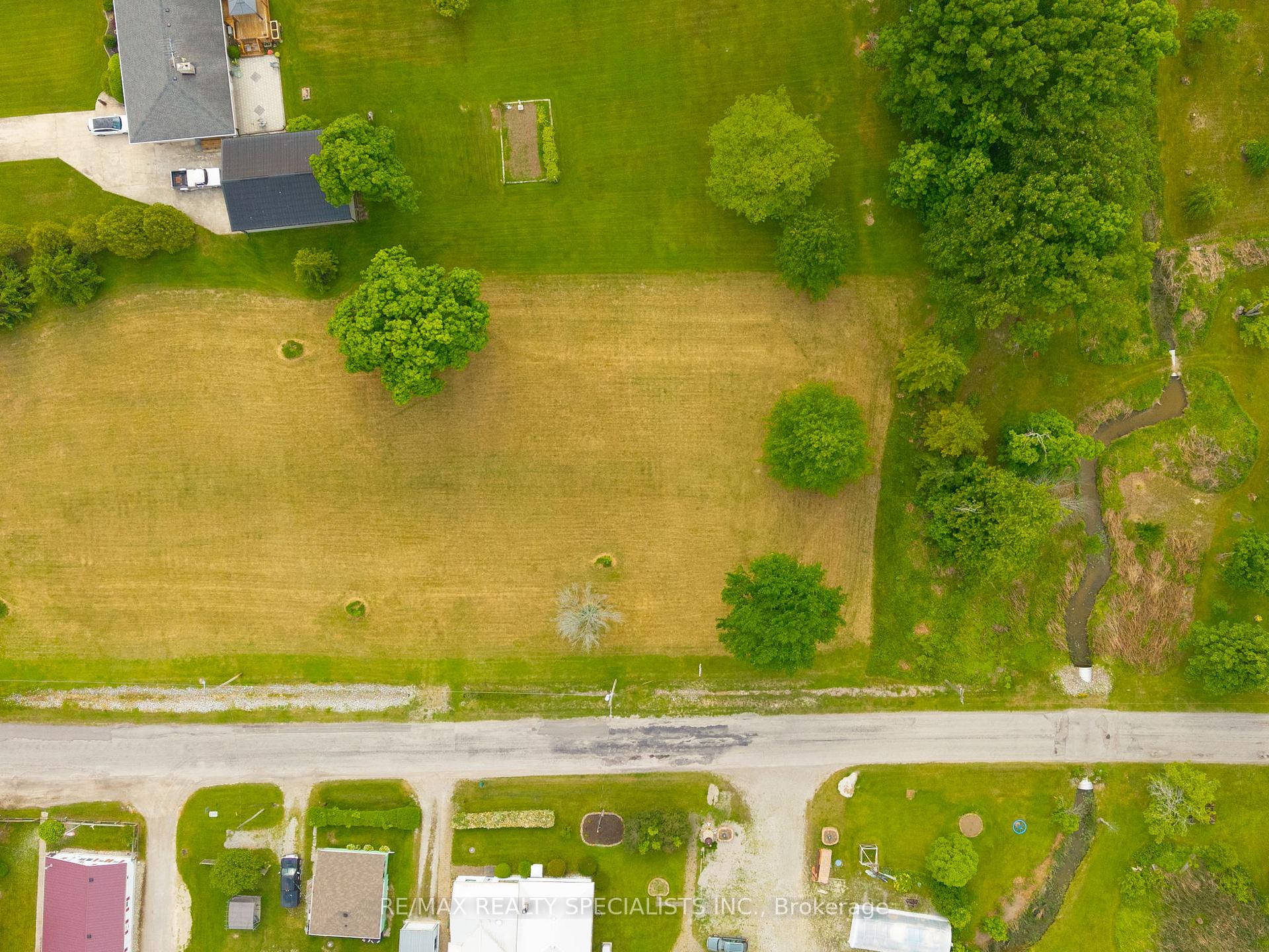 Photo 2 of 91 Dover Street, Haldimand, Dunnville — HOMEH