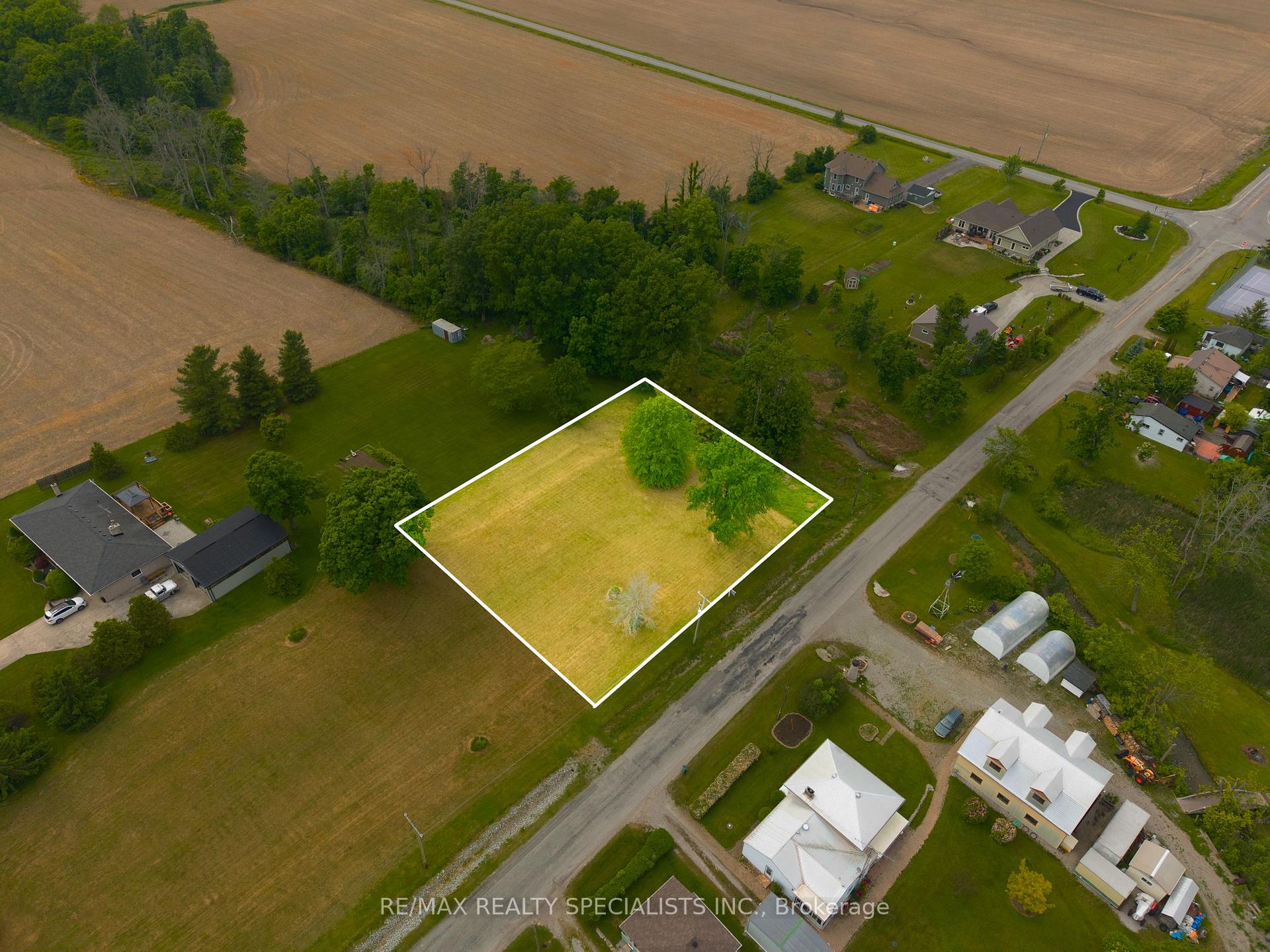 Photo 3 of 91 Dover Street, Haldimand, Dunnville — HOMEH