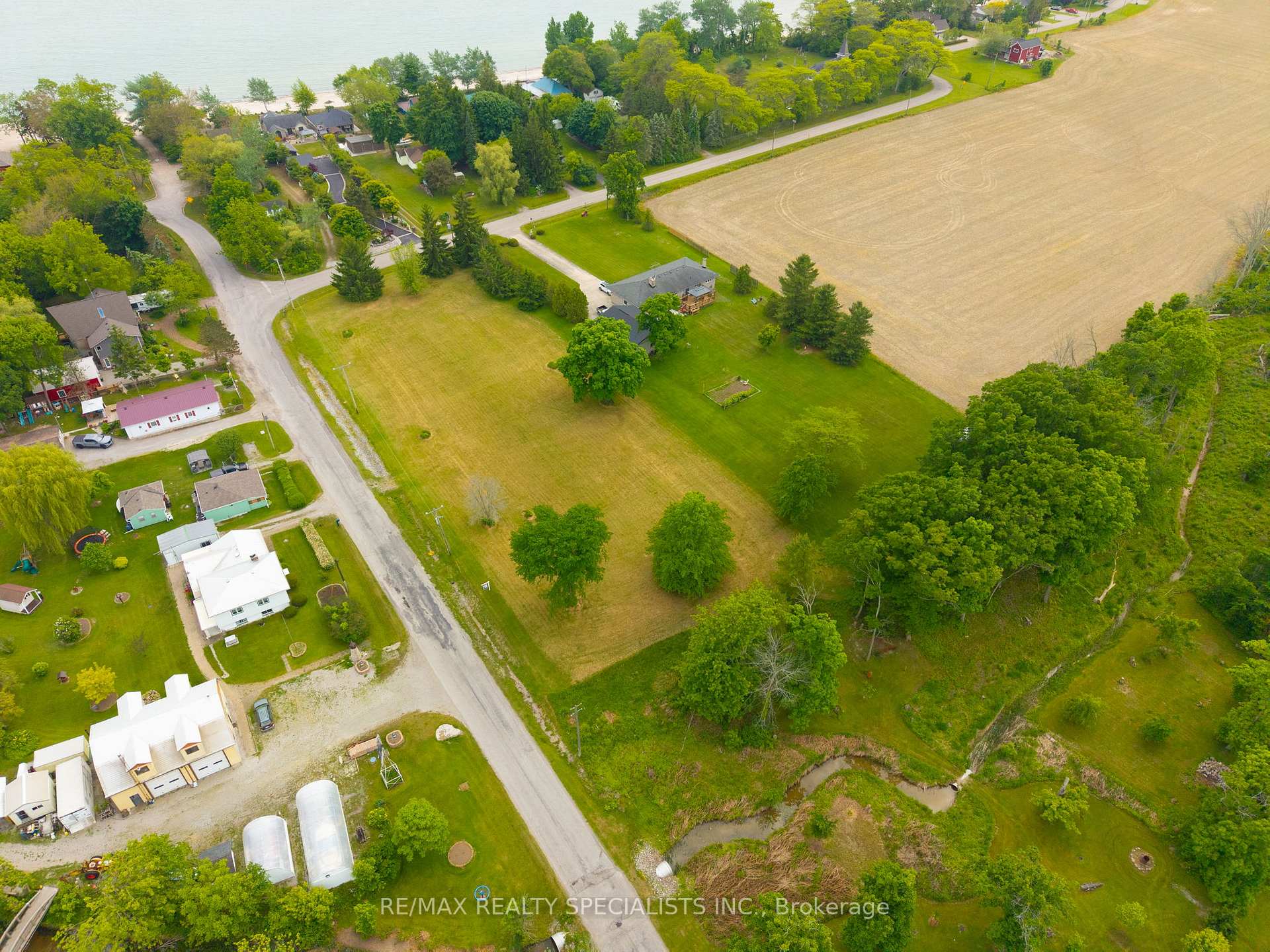 Photo 9 of 91 Dover Street, Haldimand, Dunnville — HOMEH