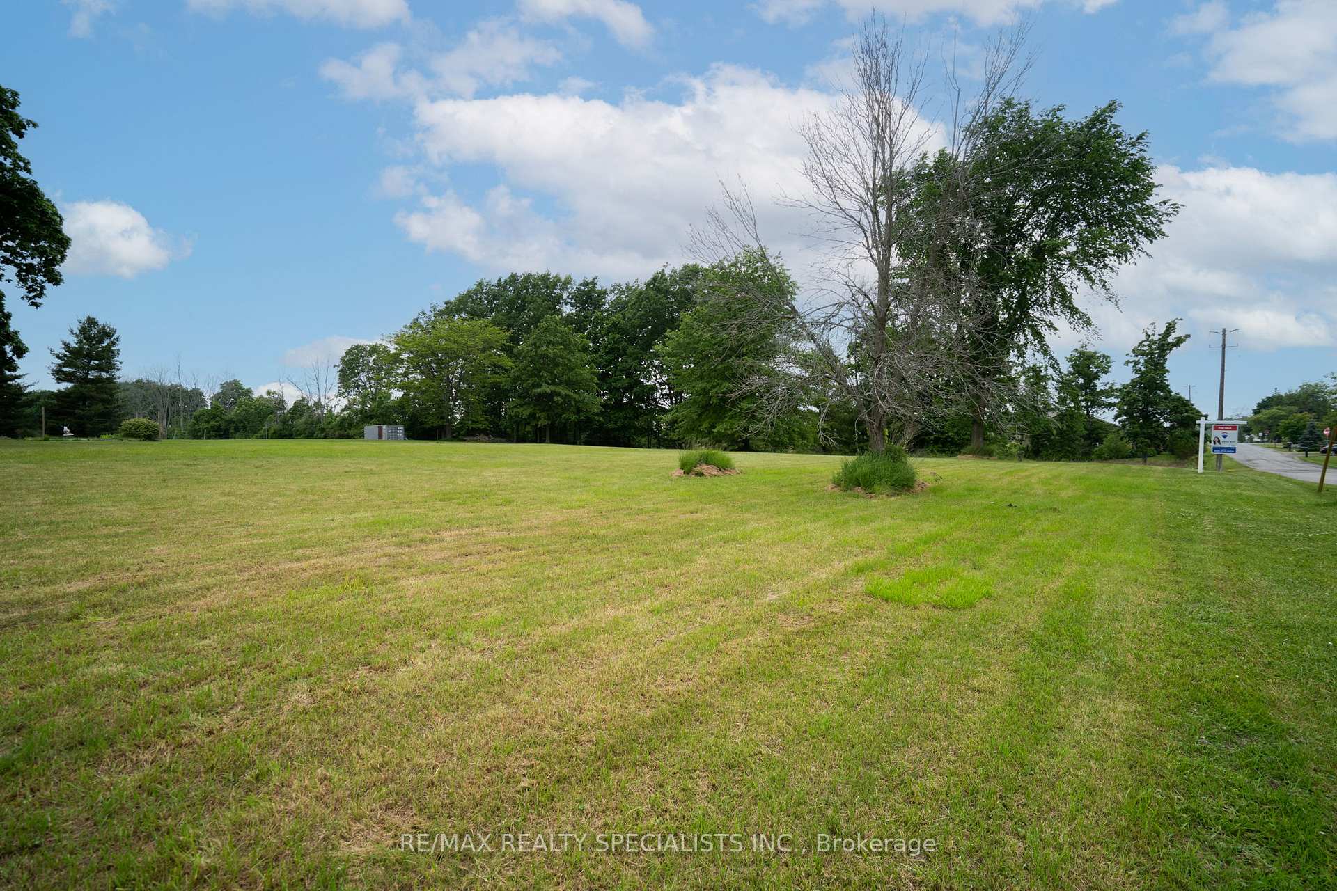 Photo 10 of 91 Dover Street, Haldimand, Dunnville — HOMEH