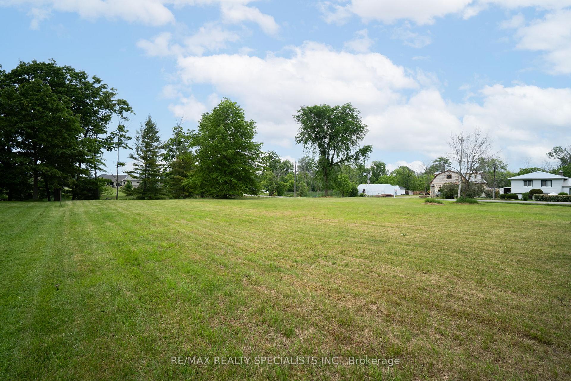 Photo 11 of 91 Dover Street, Haldimand, Dunnville — HOMEH